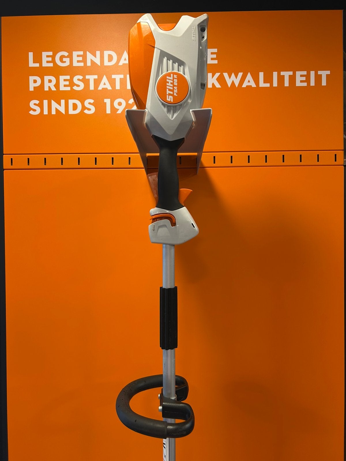 STIHL FSA 86R accu bosmaaier (AP systeem), Tuin en Terras, Ophalen, Zo goed als nieuw