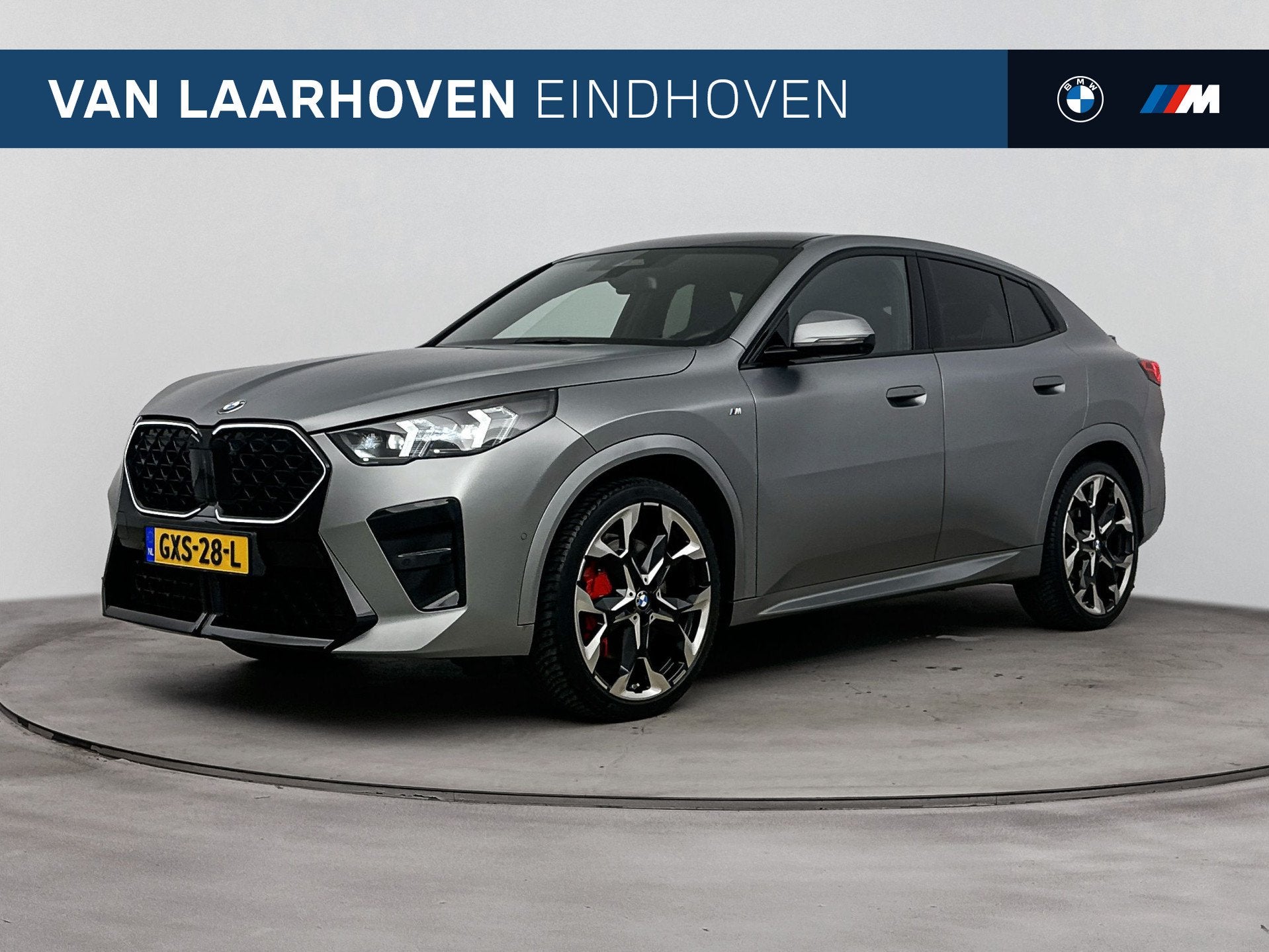 BMW X2 sDrive20i M Sport Automaat / Panoramadak / M Sportsto