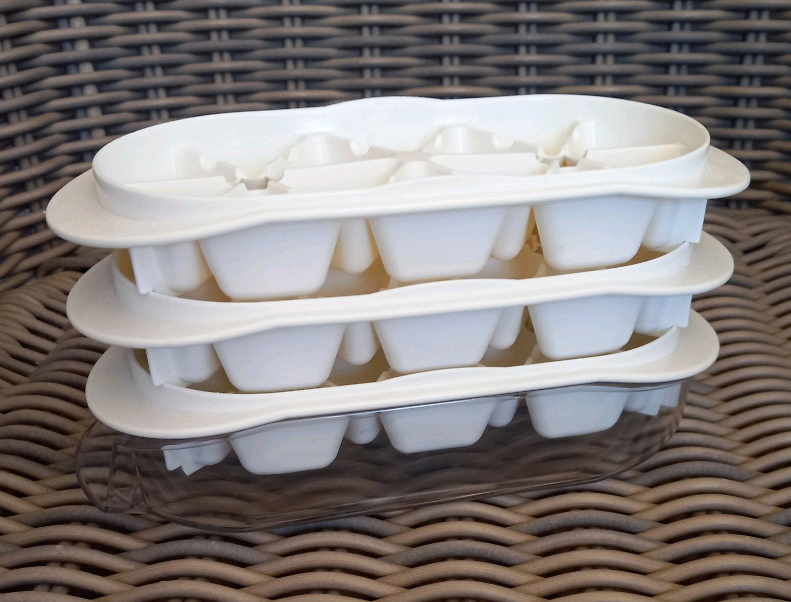 Tupperware ijsblokjes vorm, Ophalen of Verzenden, Zo goed als nieuw, Wit, Overige typen