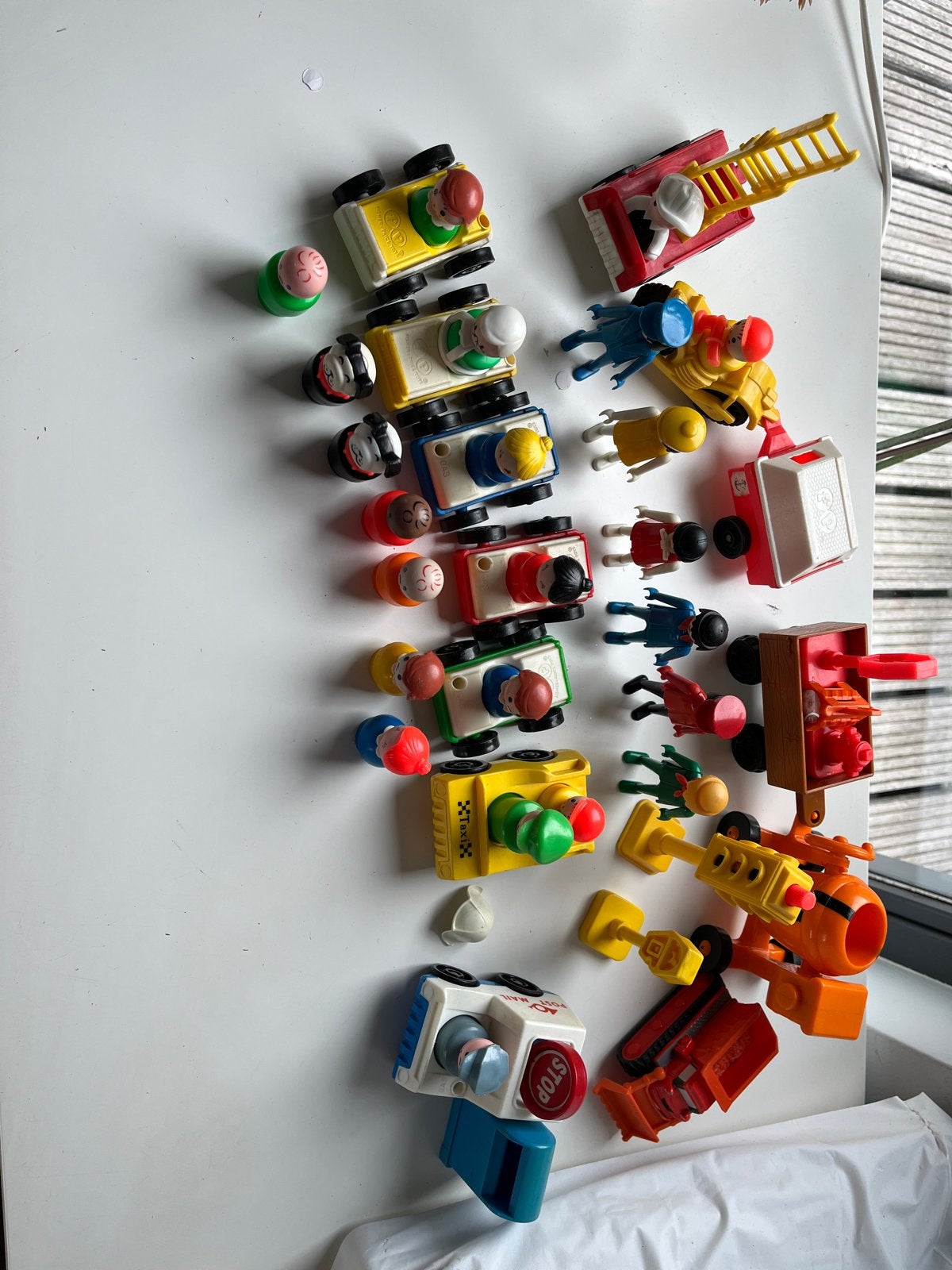 Grote set Fisher-Price autootjes en poppetjes, Ophalen of Verzenden, Gebruikt