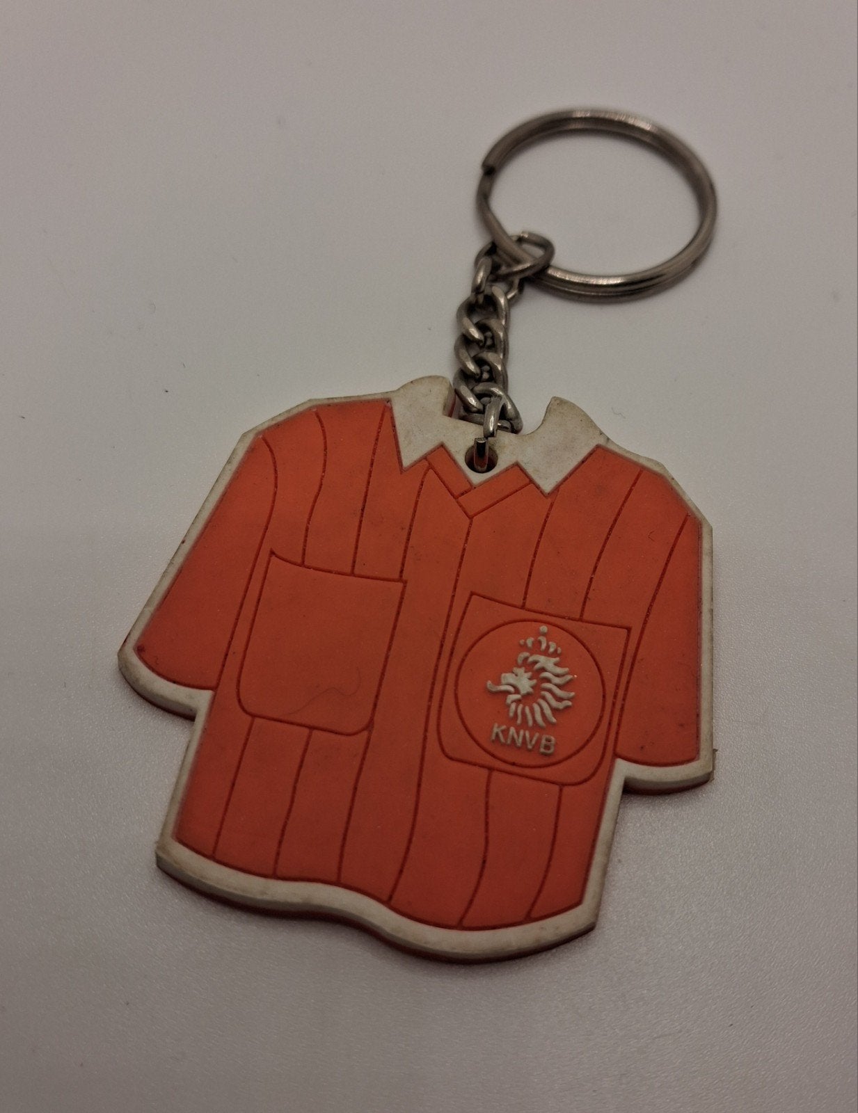 Oud KNVB scheidsrechter shirt sleutelhanger, Verzamelen, Ophalen of Verzenden