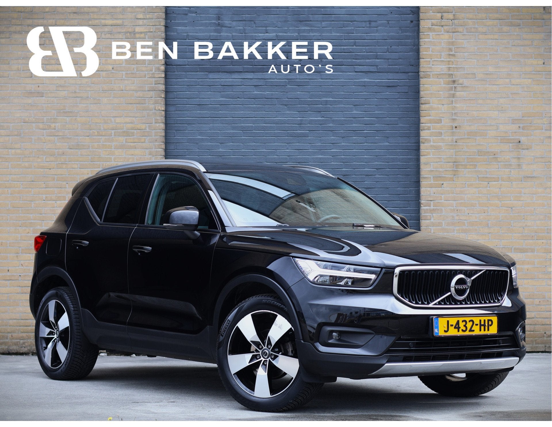 Volvo XC40 1.5 T2 Business Pro | Pano | Pilot Assist | 19" |, Gebruikt, Euro 6, Zwart, Origineel Nederlands