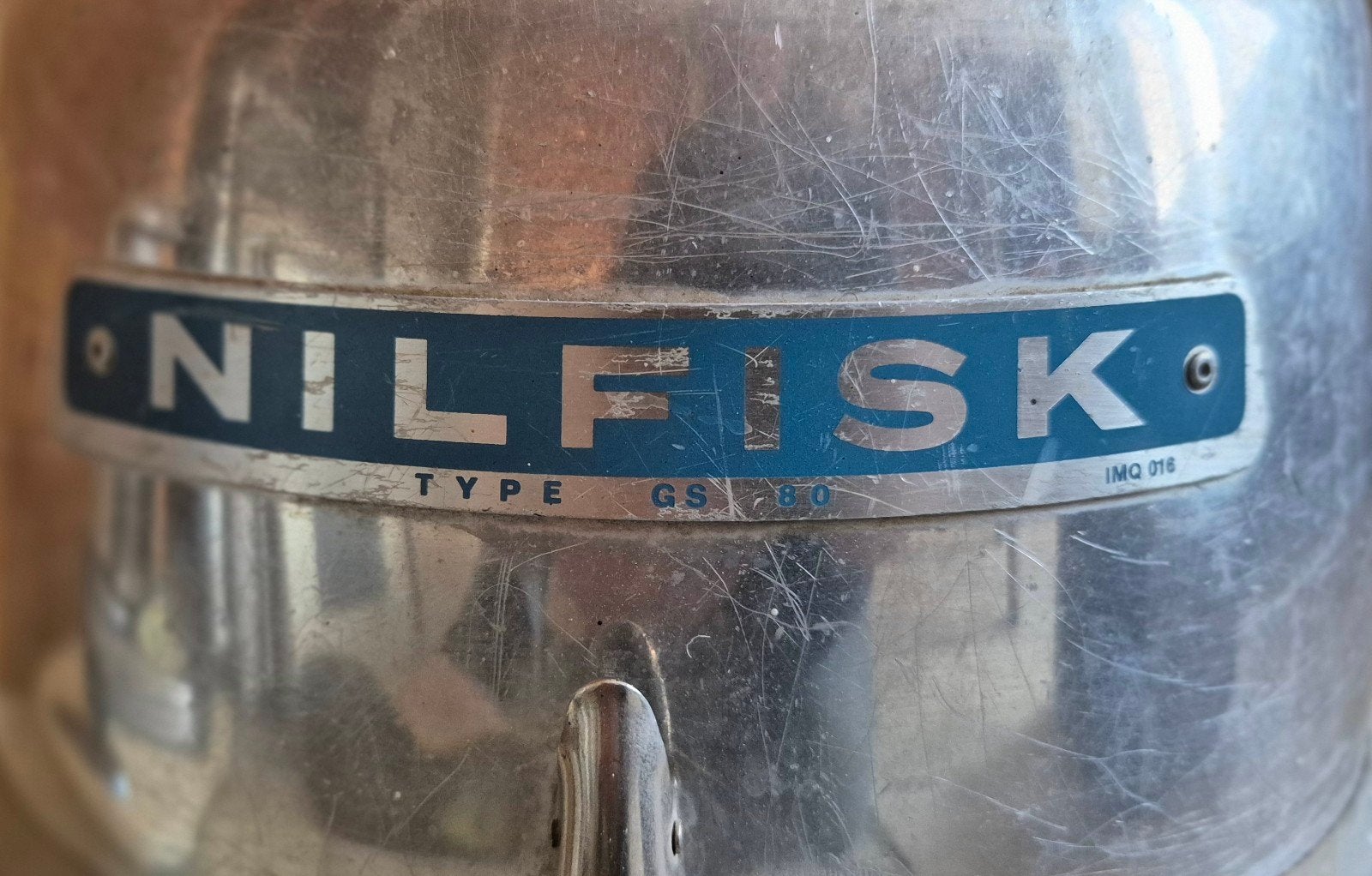 Vintage Nilfisk GSD Industriële Stofzuiger, Witgoed en Apparatuur, Ophalen, Inclusief accessoires, Gebruikt, Industriële stofzuiger