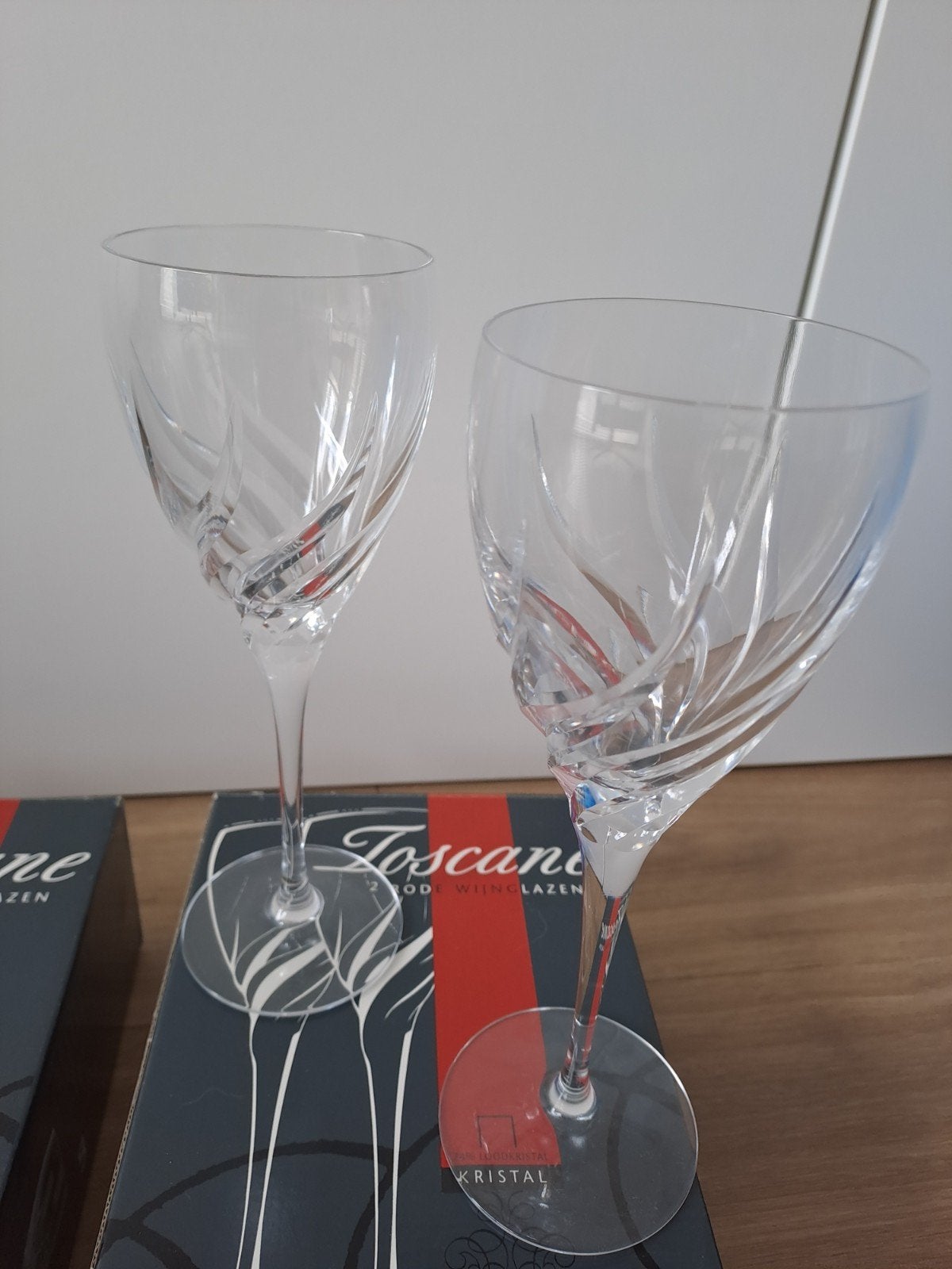 AH kristal Toscane 6 Rode Wijn glazen, Ophalen, Zo goed als nieuw, Overige typen