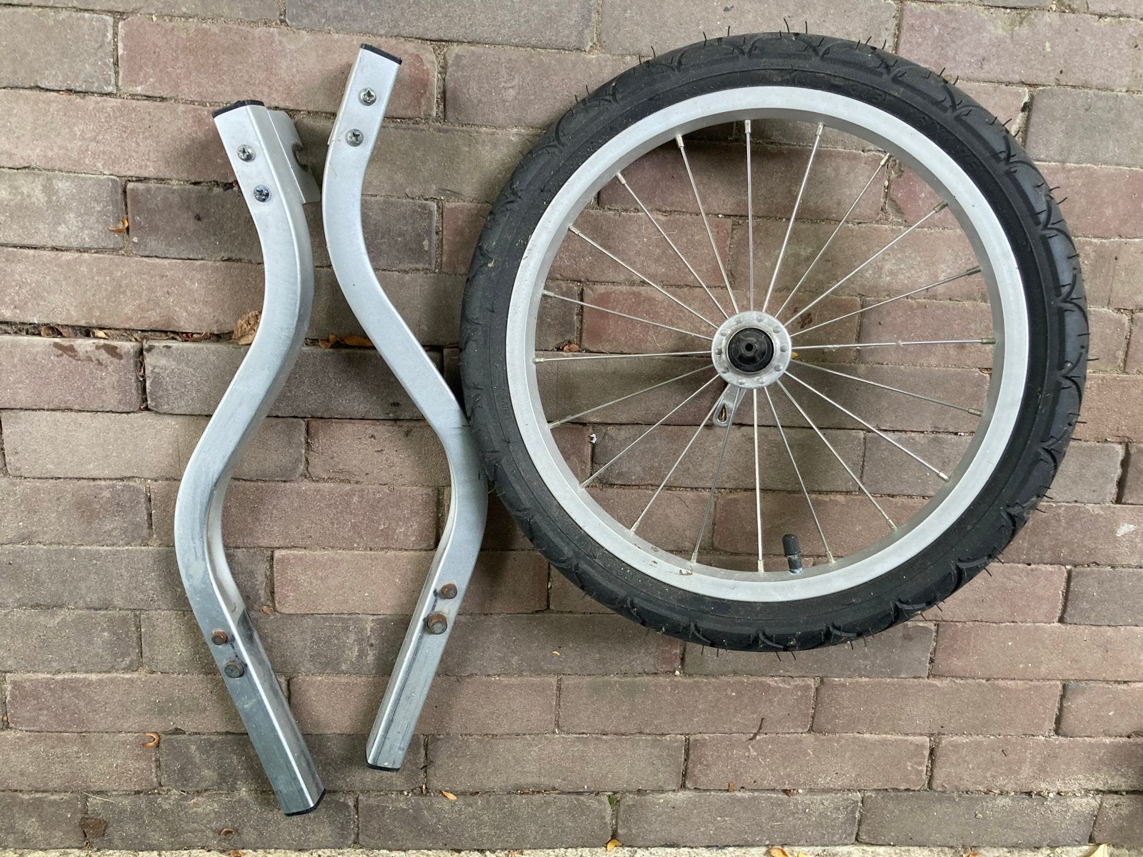 Hardloopwiel met beugels - thule chariot (2016), Ophalen of Verzenden, Gebruikt, Kinderkar, Minder dan 20 kg