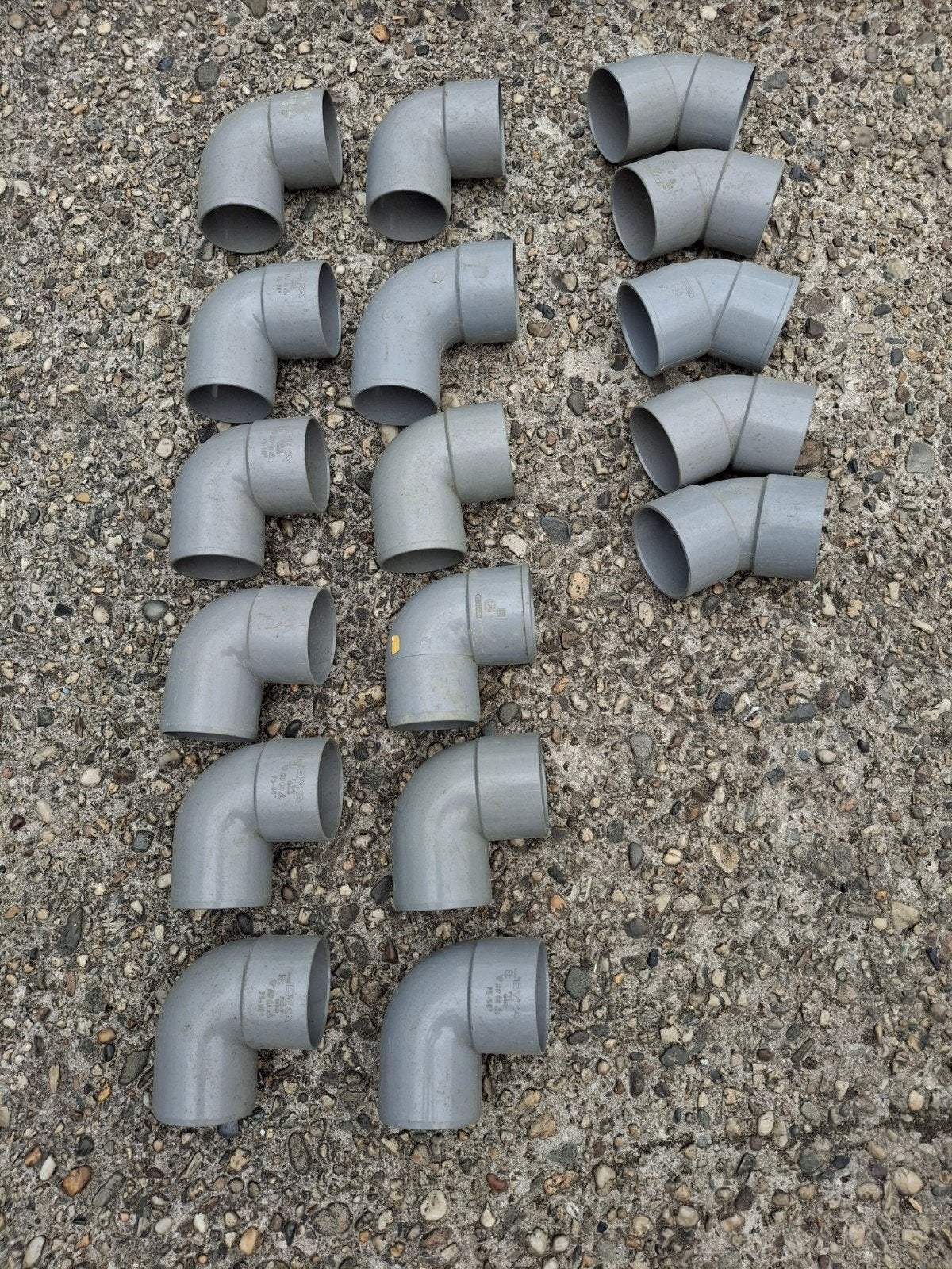 Pvc, Doe-het-zelf en Verbouw, Buizen en Afvoer, Bochten, Pvc, 60 tot 80 mm, Ophalen of Verzenden