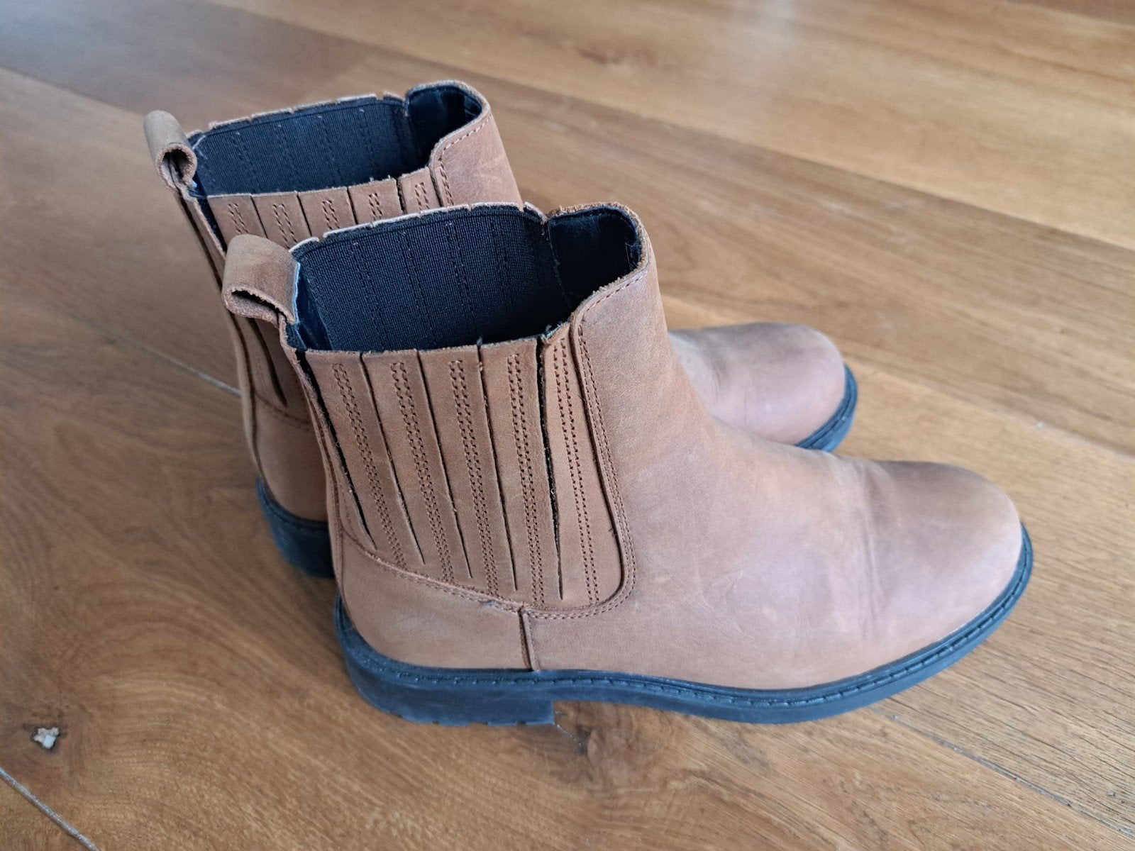 Clarks Jerseyboots, maat 39, Bruin, Lage of Enkellaarzen, Ophalen of Verzenden, Zo goed als nieuw