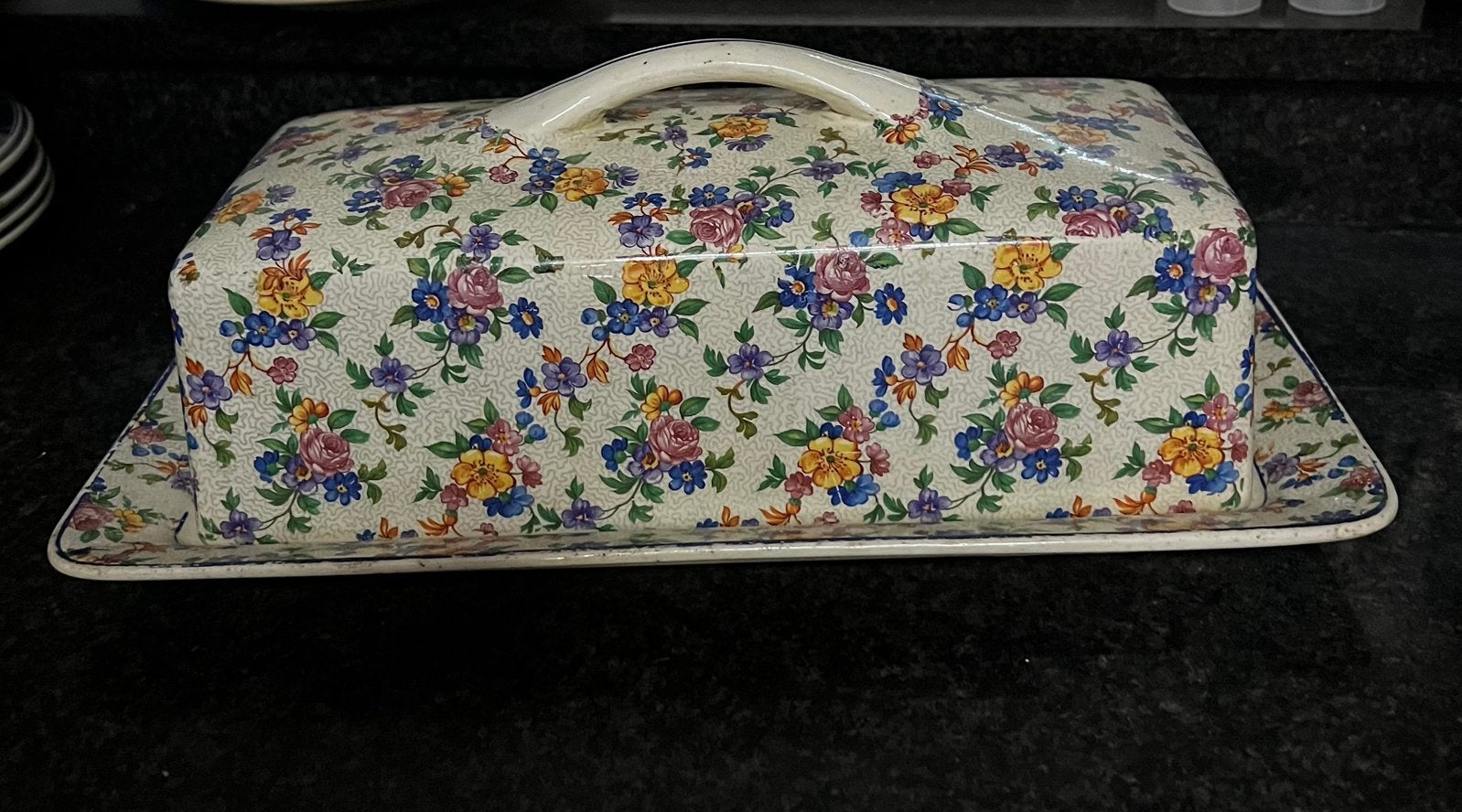 Te koop zeldzame cakedoos Societe Ceramique ‘Mille Fleur’, Antiek en Kunst, Ophalen of Verzenden