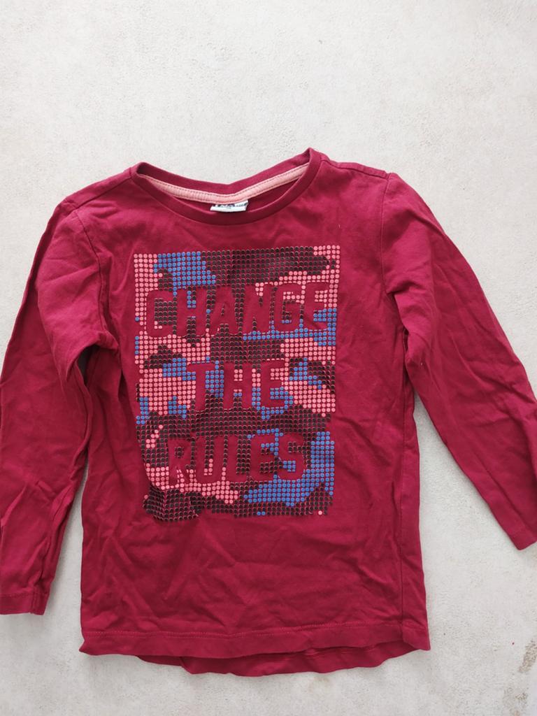 Shirt 110, Ophalen of Verzenden, Zo goed als nieuw, Jongen, Shirt of Longsleeve