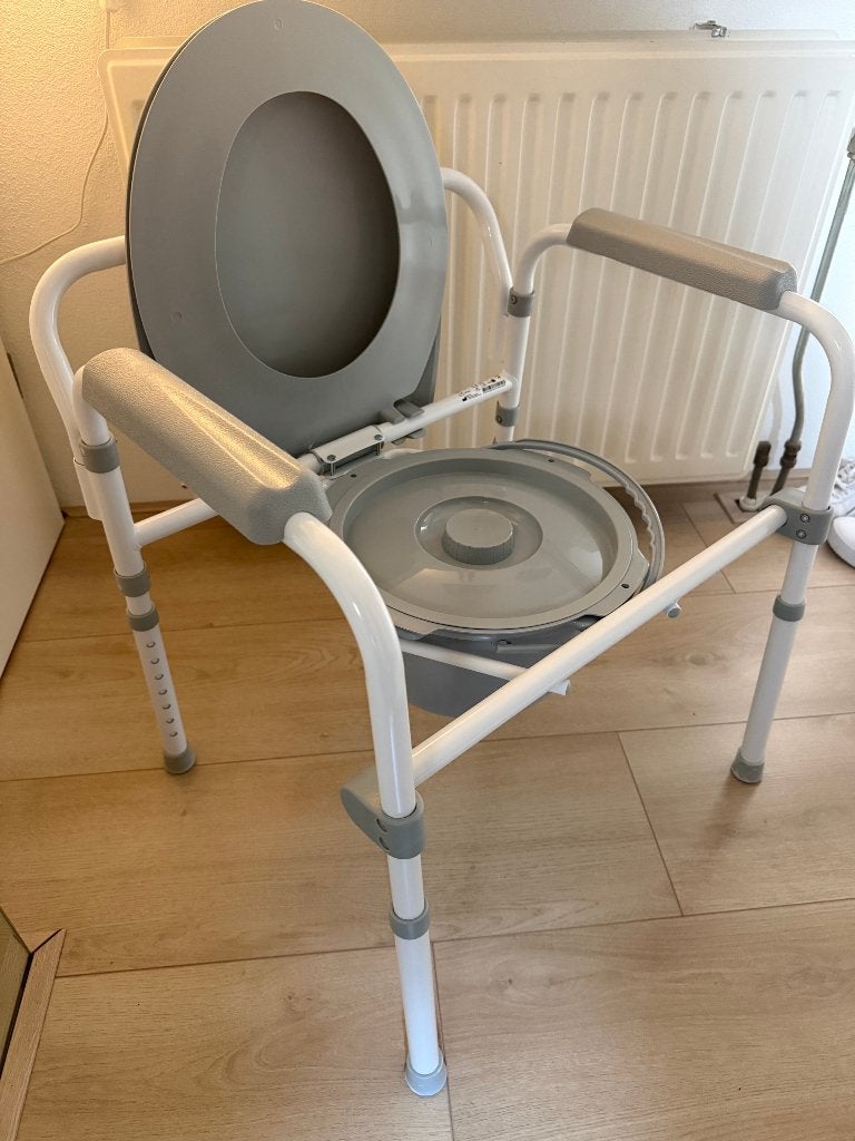 Toiletstoel 3-in-1 - inklapbaar | in nieuwstaat, Diversen, Ophalen, Zo goed als nieuw