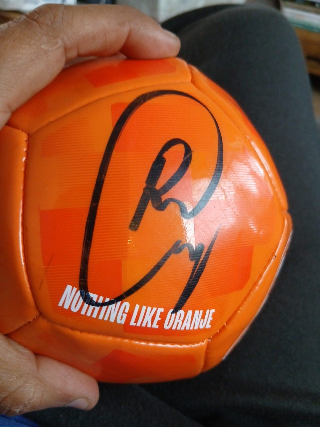 Gesigneerde Oranje voetbal – Nederlands Elftal – Zeist 3 jun, Verzamelen, Ophalen of Verzenden