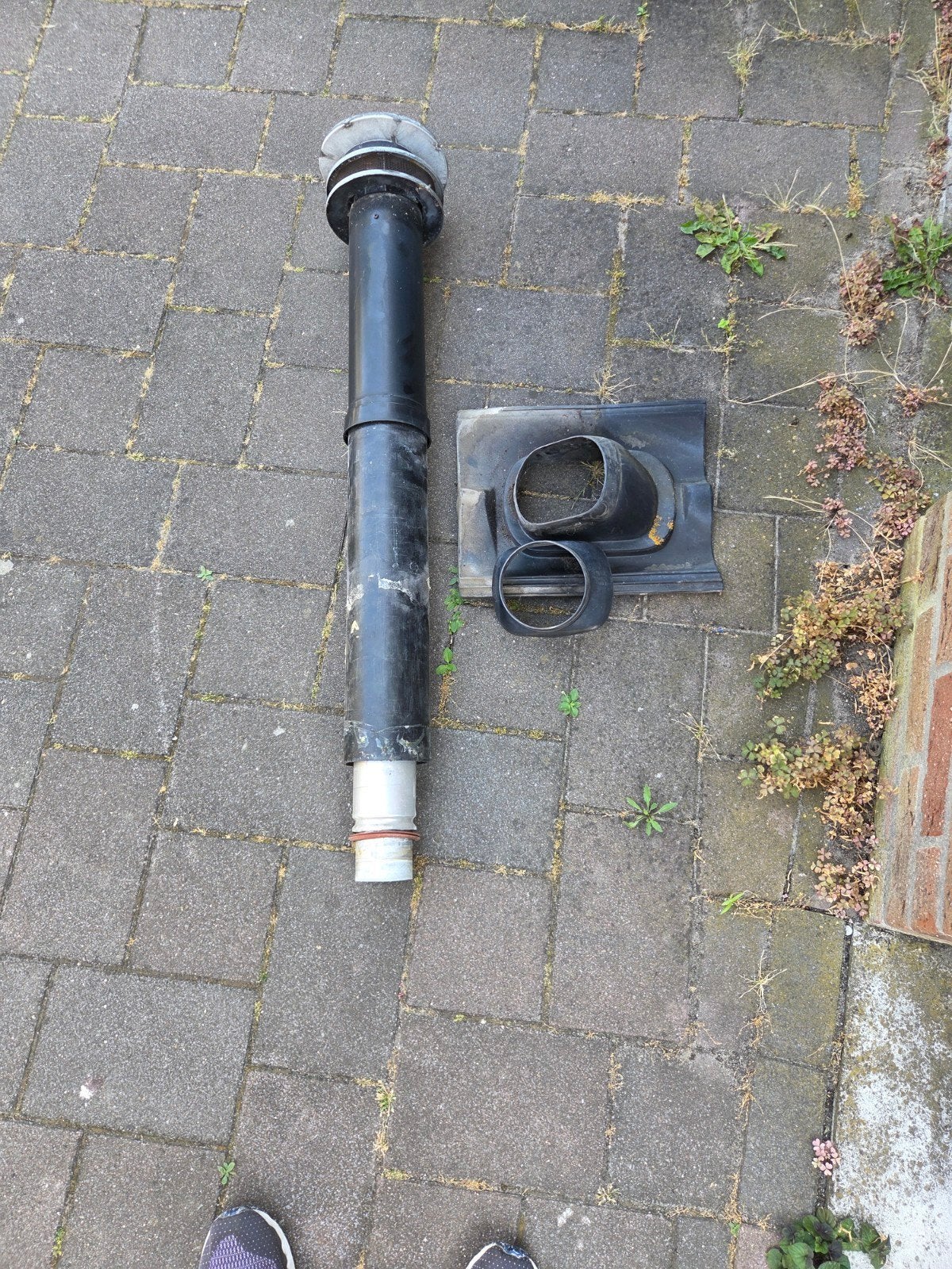 Rookafvoer cv en dakdoorvoer. Gratis, Ophalen, Gebruikt, Afzuiger