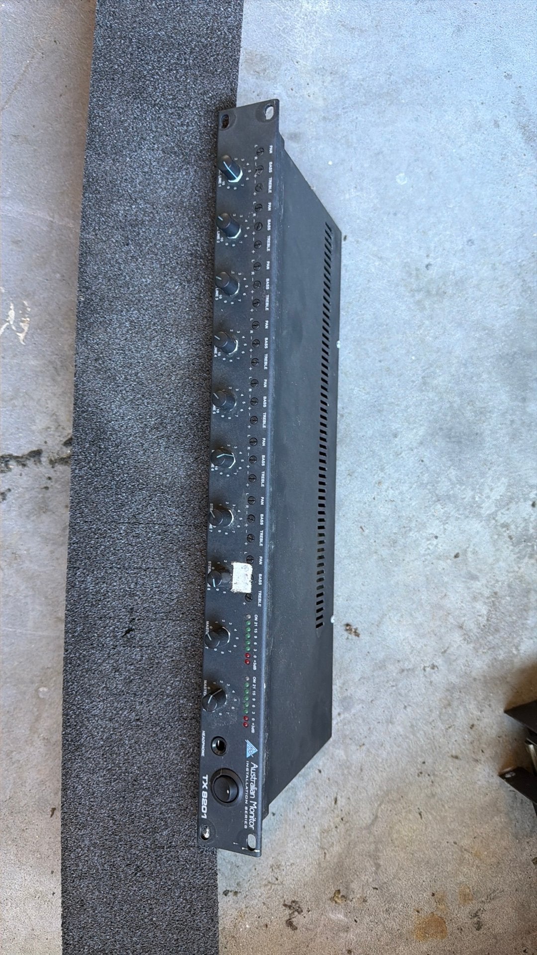 Australian Monitor rackmixer, Muziek en Instrumenten, Ophalen of Verzenden, Gebruikt, 5 tot 10 kanalen