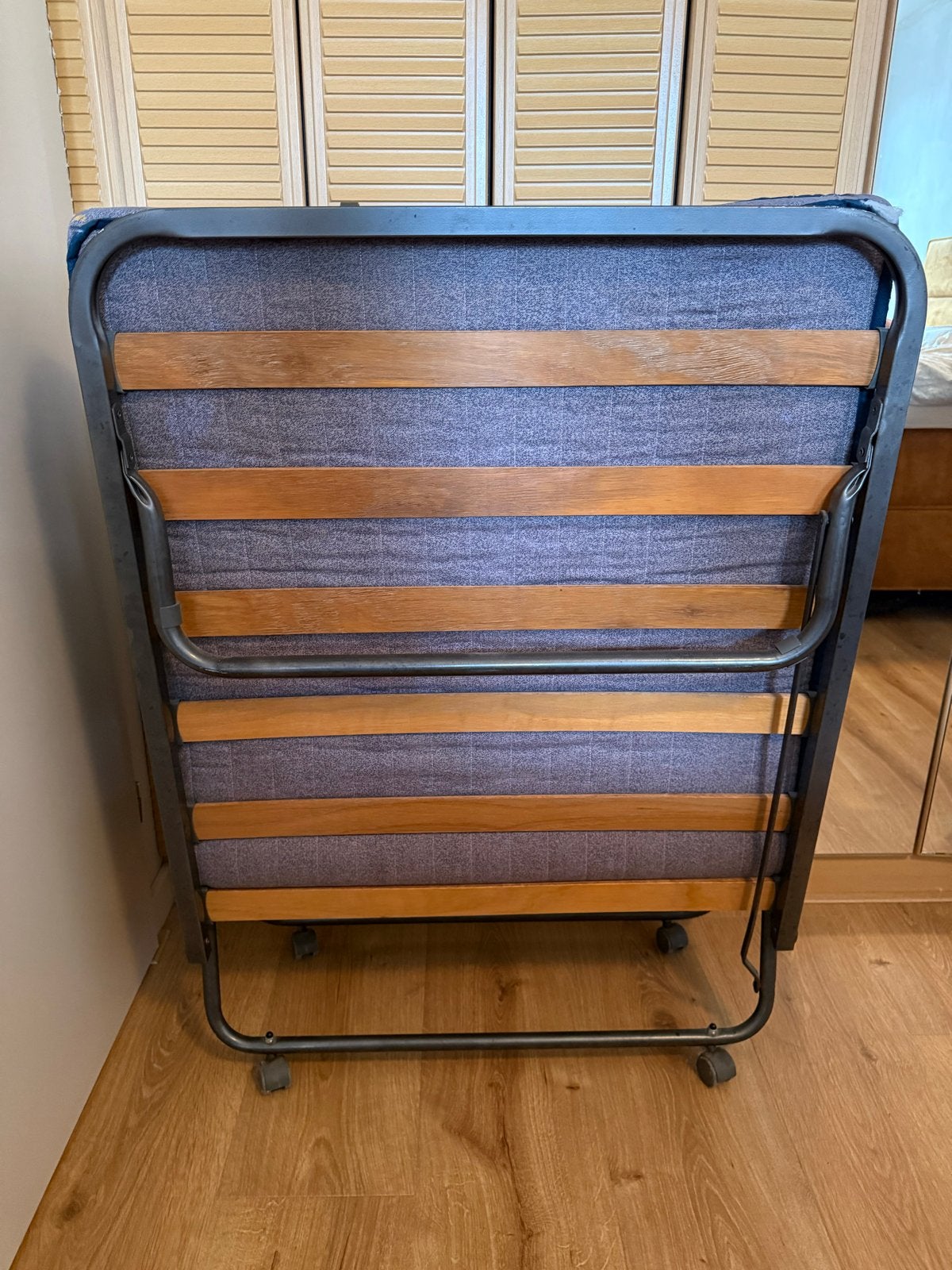 Opvouwbaar logeerbed met matras, Ophalen, Gebruikt, Eenpersoons, 190 cm of minder