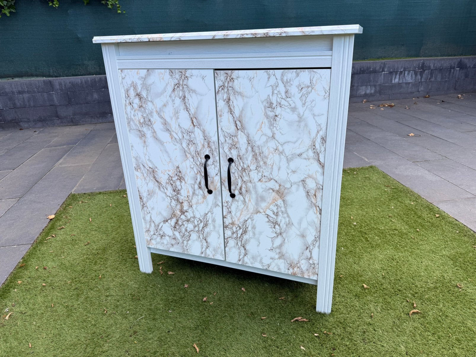 IKEA BRUSALI kast/dressoir – Wit met marmerfolie, Ophalen, Zo goed als nieuw