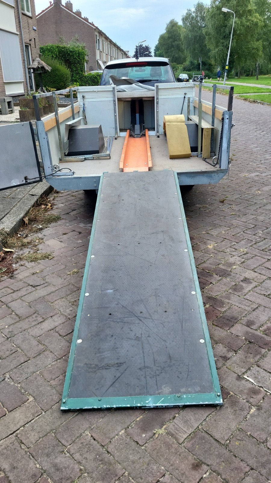 Aanhangwagen om een motor te vervoeren, Ophalen, Gebruikt