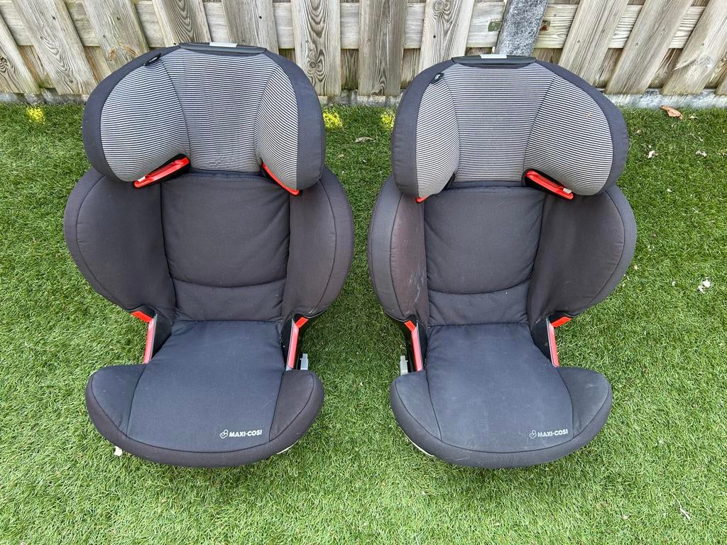 Set van 2 Maxi-Cosi RodiFix autostoelen 15-36 kg (2 stuks), Kinderen en Baby's, Autostoeltjes, Ophalen, Autogordel of Isofix, Gebruikt