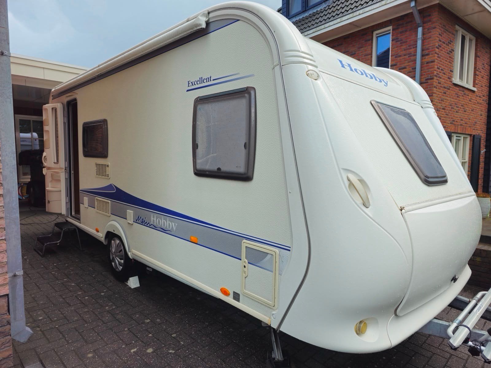 Hobby KMFE 500 Excellent (BJ 2010), Ophalen, Gebruikt