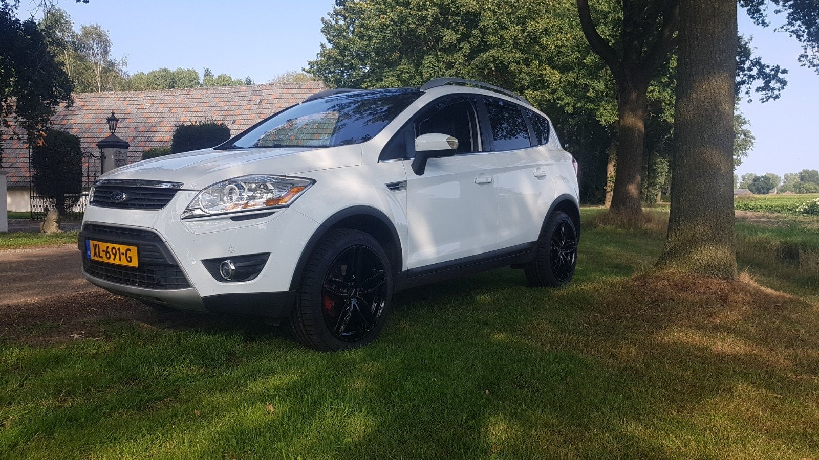 Ford Kuga 2.5 T, Auto's, Ford, Particulier, Kuga, Benzine, F, SUV of Terreinwagen, Automaat, Geïmporteerd, Wit, Leder, Vierwielaandrijving