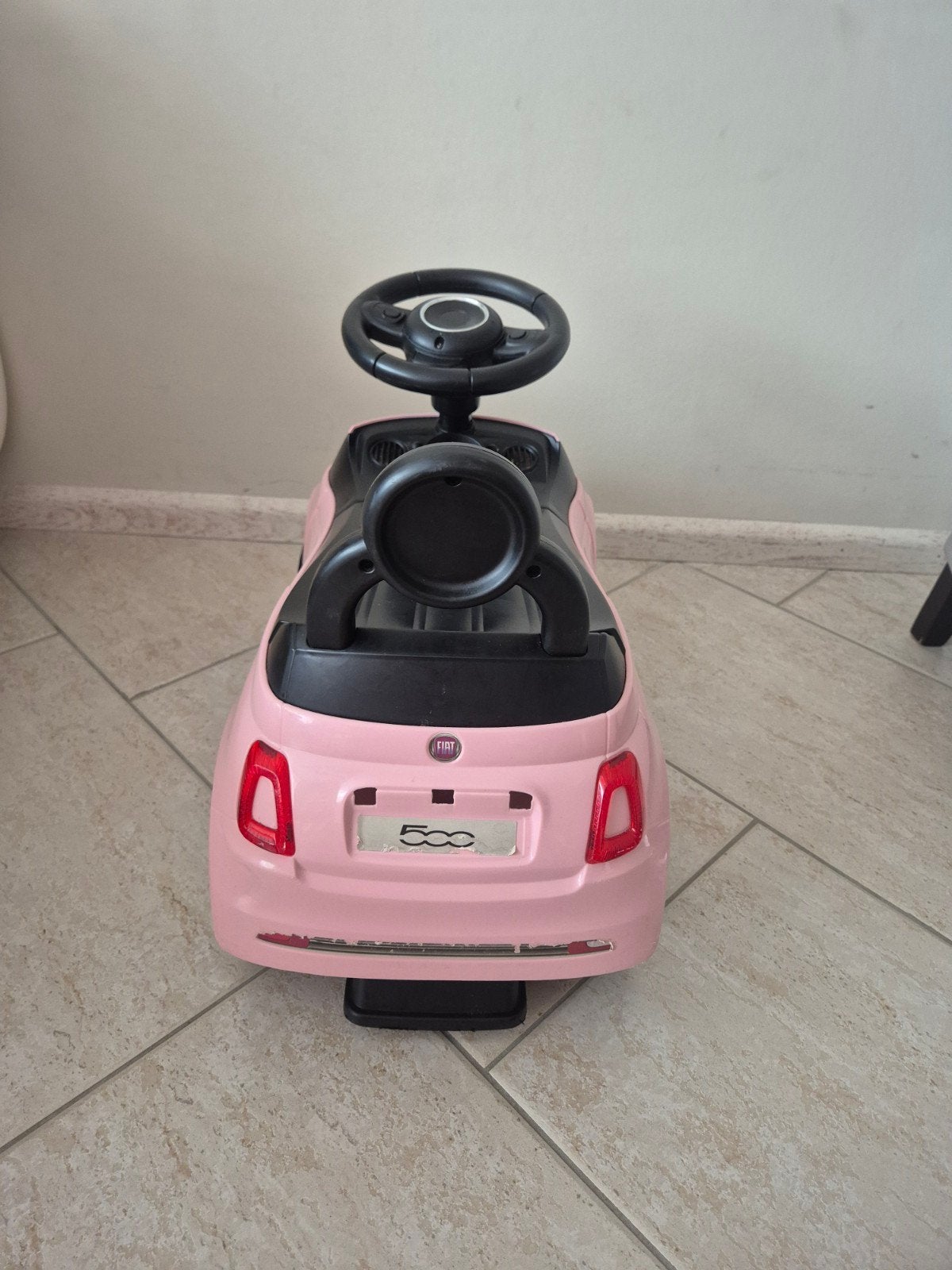 Roze Fiat 500 loopauto voor kinderen, Ophalen, Zo goed als nieuw