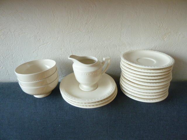 Recamier Melkkannetje en losse Schoteltjes, Huis en Inrichting, Keuken | Servies, Ophalen of Verzenden, Zo goed als nieuw, Overige stijlen