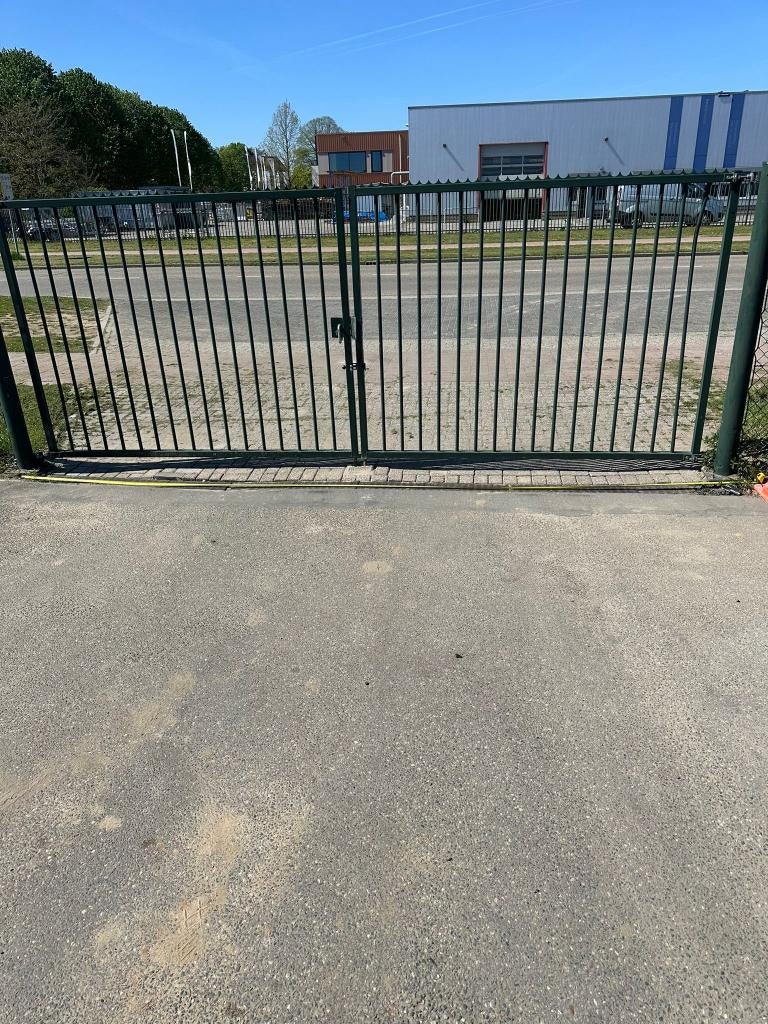 3x stalen dubbele poort 5m incl palen (industrieel), Tuin en Terras, Ophalen, Met poort, Zo goed als nieuw, Sierhekwerk