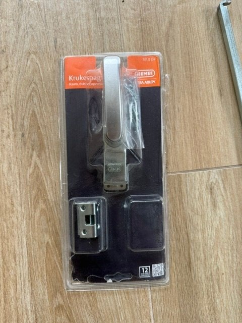 Kruk Espagnolet met stang 2.25 M, Ophalen of Verzenden, Zo goed als nieuw, IJzer, Schuif of Grendel