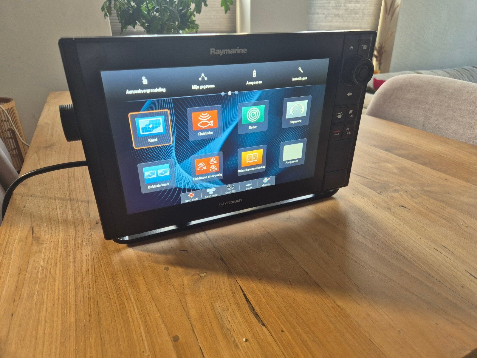 Raymarine eS128 12" HybridTouch Kaartplotter, Ophalen of Verzenden, Zo goed als nieuw, Kaartplotter of Fish Finder