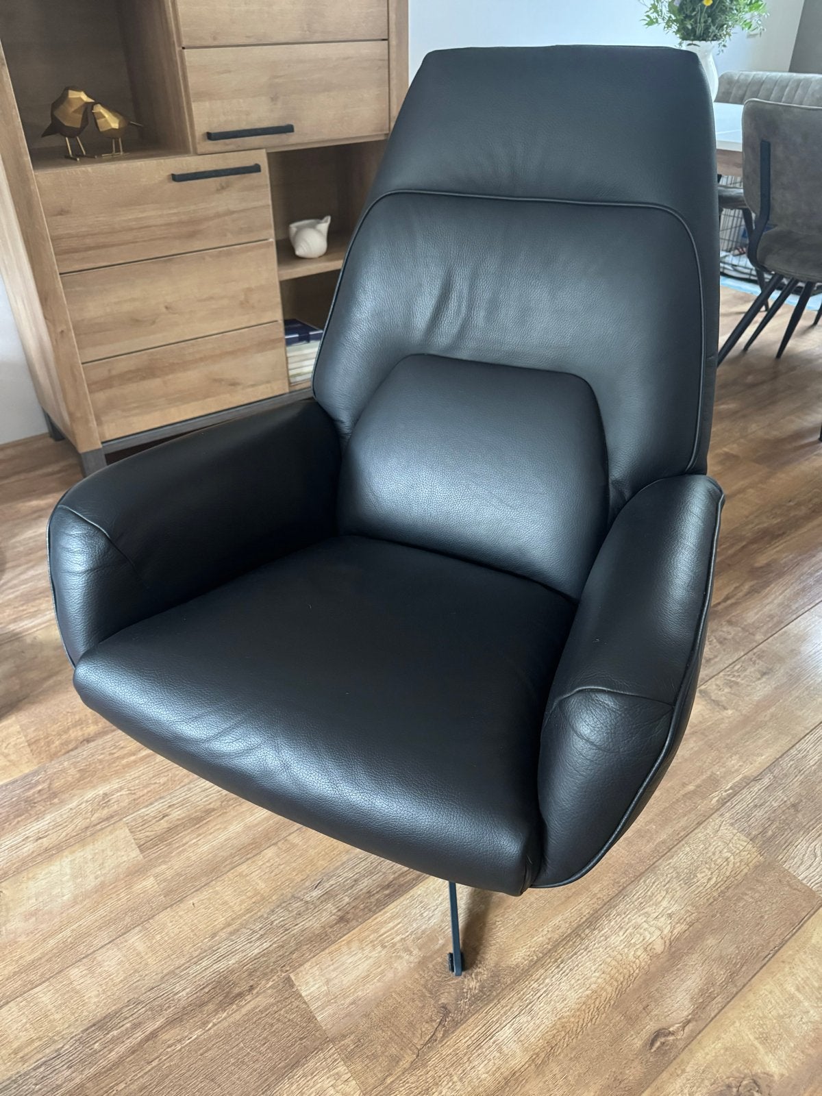 Zwarte Leren Fauteuil - Comfortabel en Stijlvol, Huis en Inrichting, Fauteuils, Ophalen, Zo goed als nieuw, Leer, 75 tot 100 cm