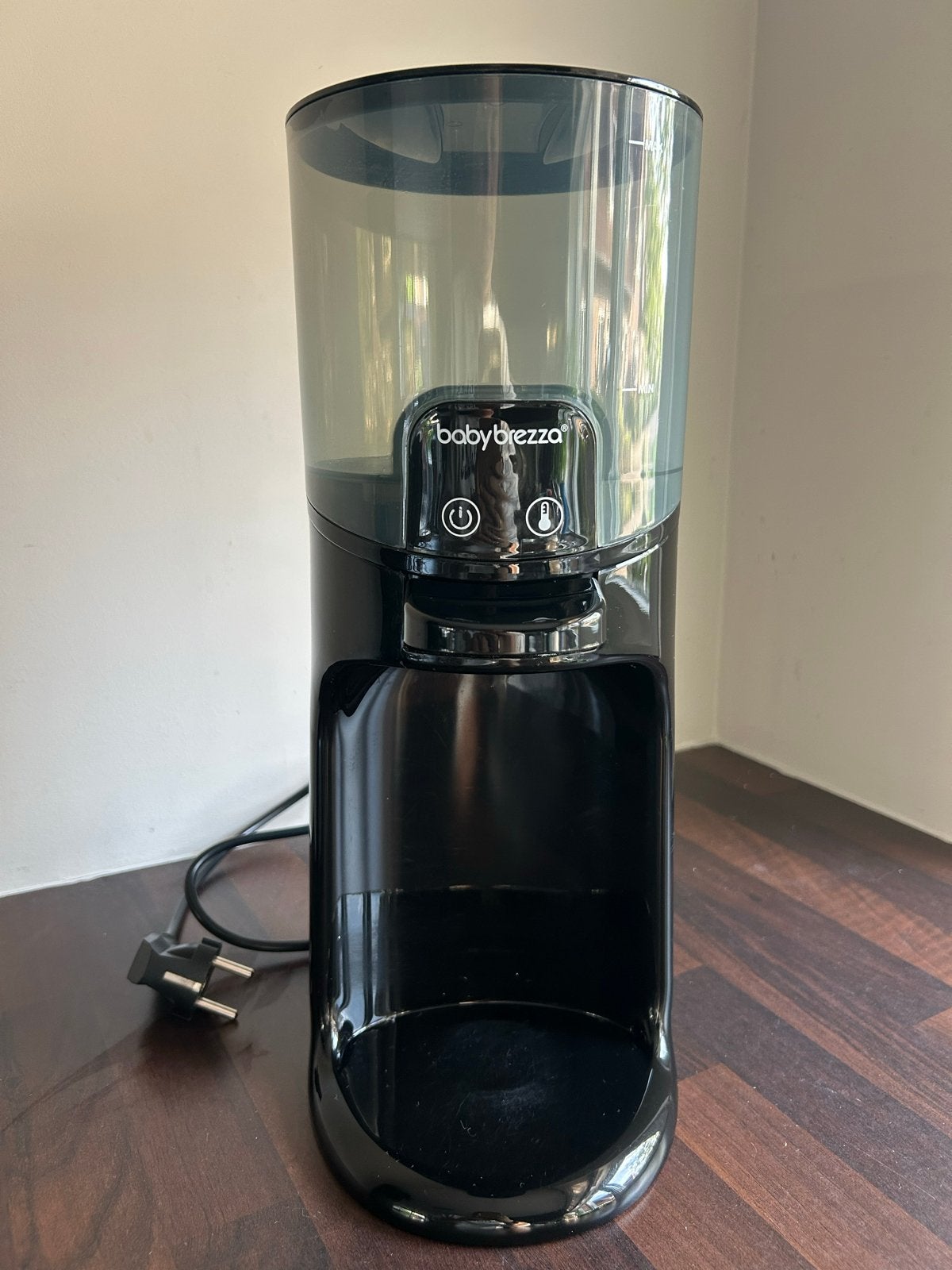Baby Brezza warm water dispenser, Kinderen en Baby's, Zo goed als nieuw, Flessenmaker, Baby Brezza, Ophalen
