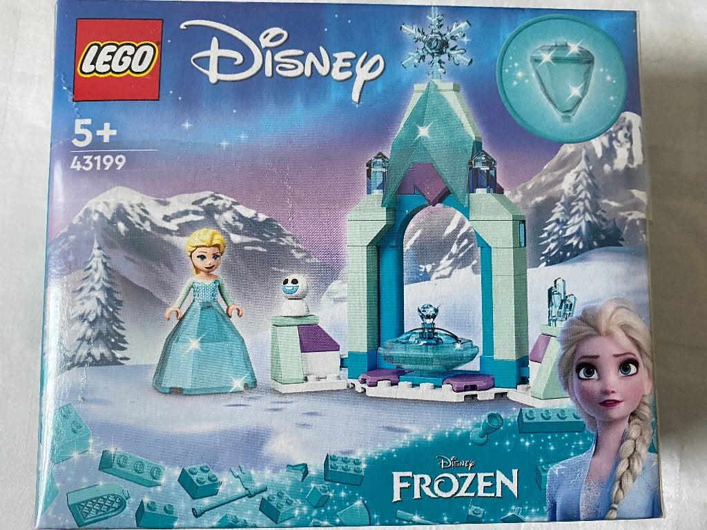 Lego 43199 Disney Frozen Binnenplaats van Elsa's kasteel, Ophalen, Lego, Nieuw, Disney