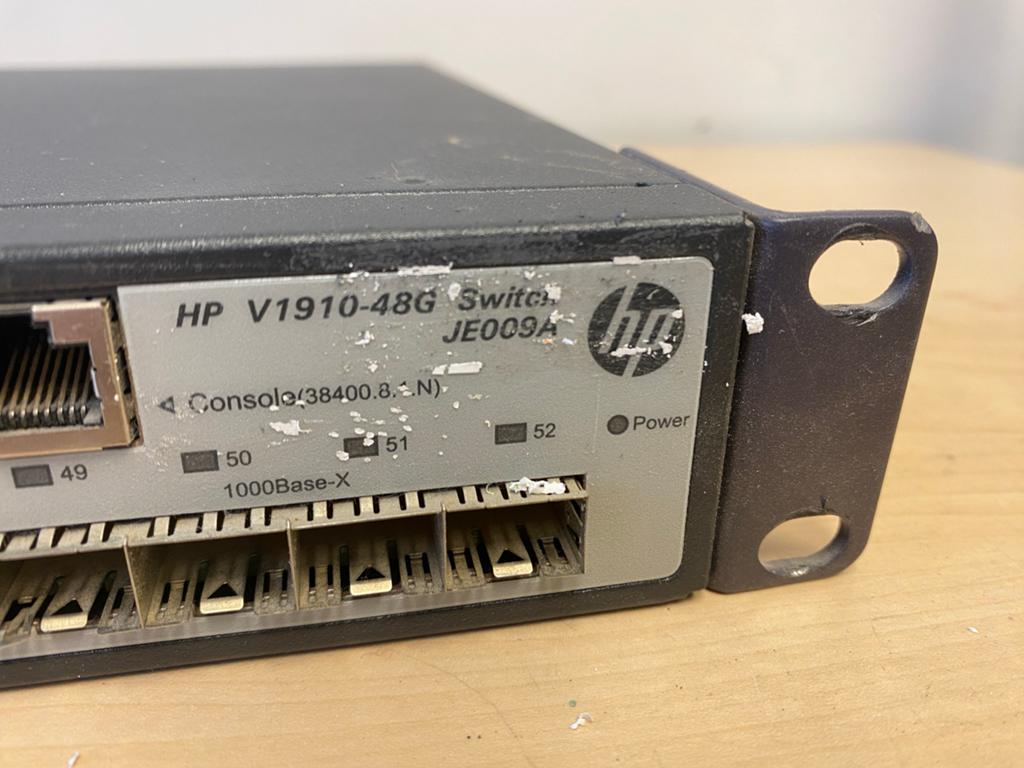 HP V1910-48G Switch JE009A - 48-poorts Gigabit Ethernet, Ophalen of Verzenden, Gebruikt