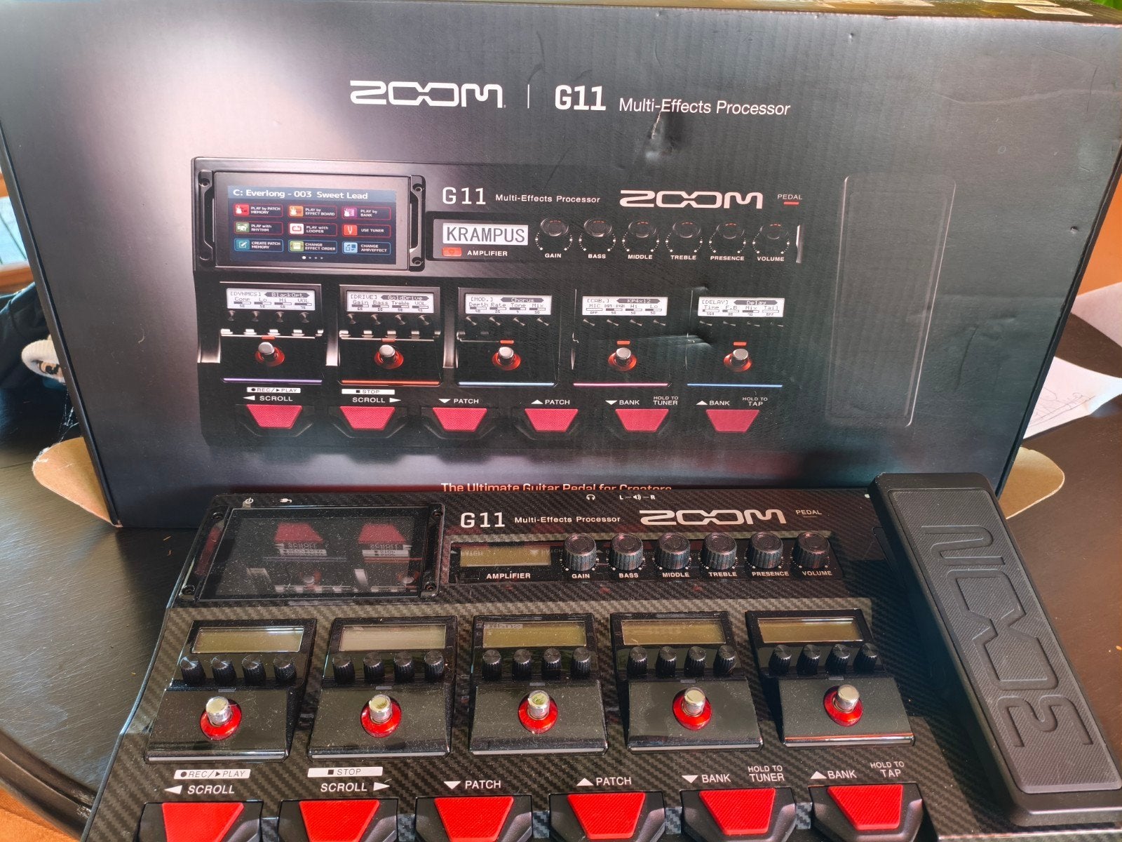 Zoom G11 Multi-Effect Processor - zo goed alsnieuw, Muziek en Instrumenten, Ophalen of Verzenden, Zo goed als nieuw, Multi-effect