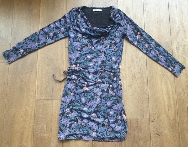 Zwart Blauwe Jurk met Bloemprint Sissy Boy (M-L), Kleding | Dames, Maat 38/40 (M), Zwart, Sissy-Boy, Ophalen of Verzenden