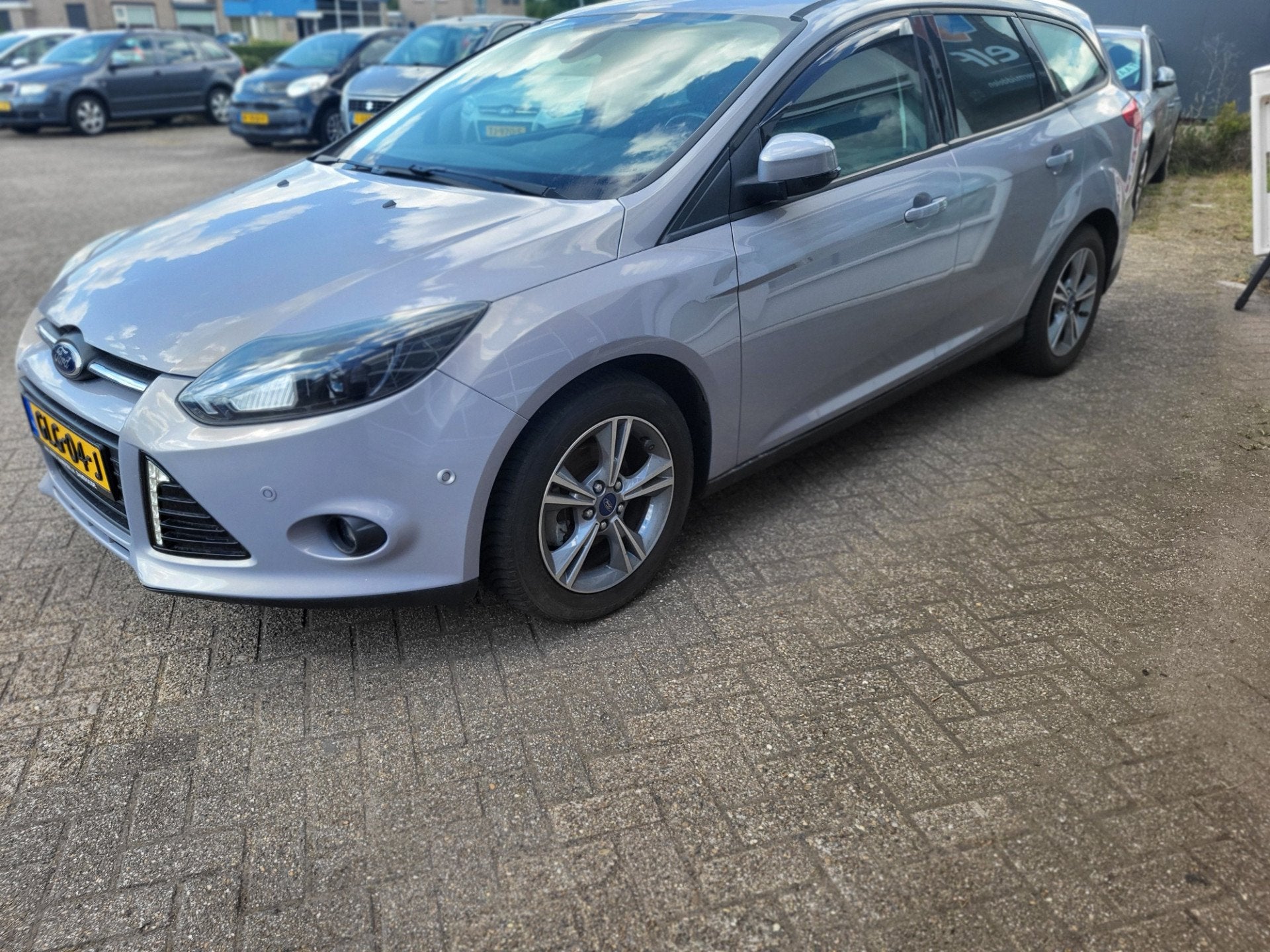 Ford FOCUS Wagon 1.0i "Titanium" 125 Pk LED - Xenon - Navi !, Euro 5, Gebruikt, Zwart, Handgeschakeld