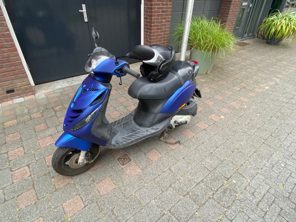 Piaggo Zipp scooter 4takt blauw kenteken, Ophalen, Gebruikt, Zip, Benzine