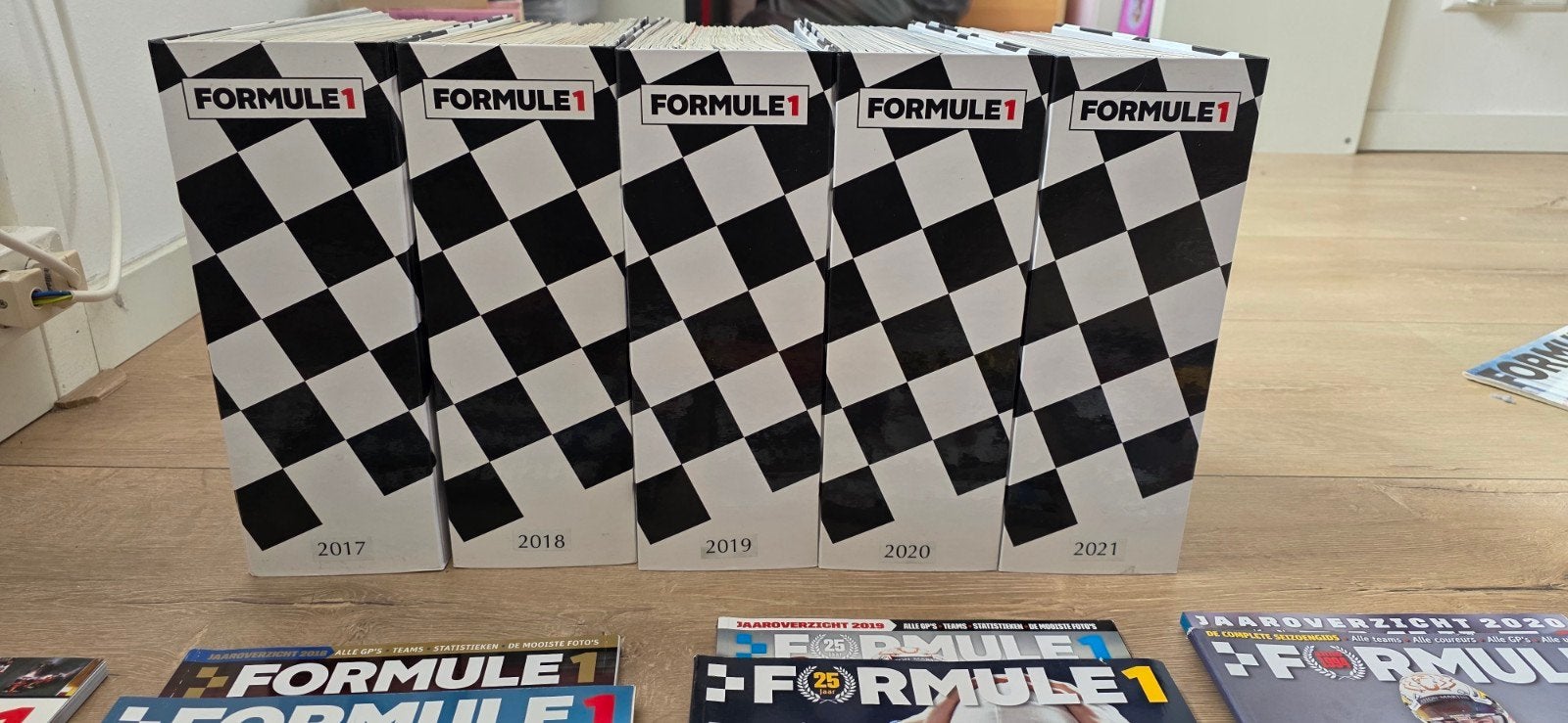 Grote collectie Formule 1 tijdschriften - Jaren 2017-2021, Boeken, Tijdschriften en Kranten, Ophalen, Gelezen, Sport en Vrije tijd