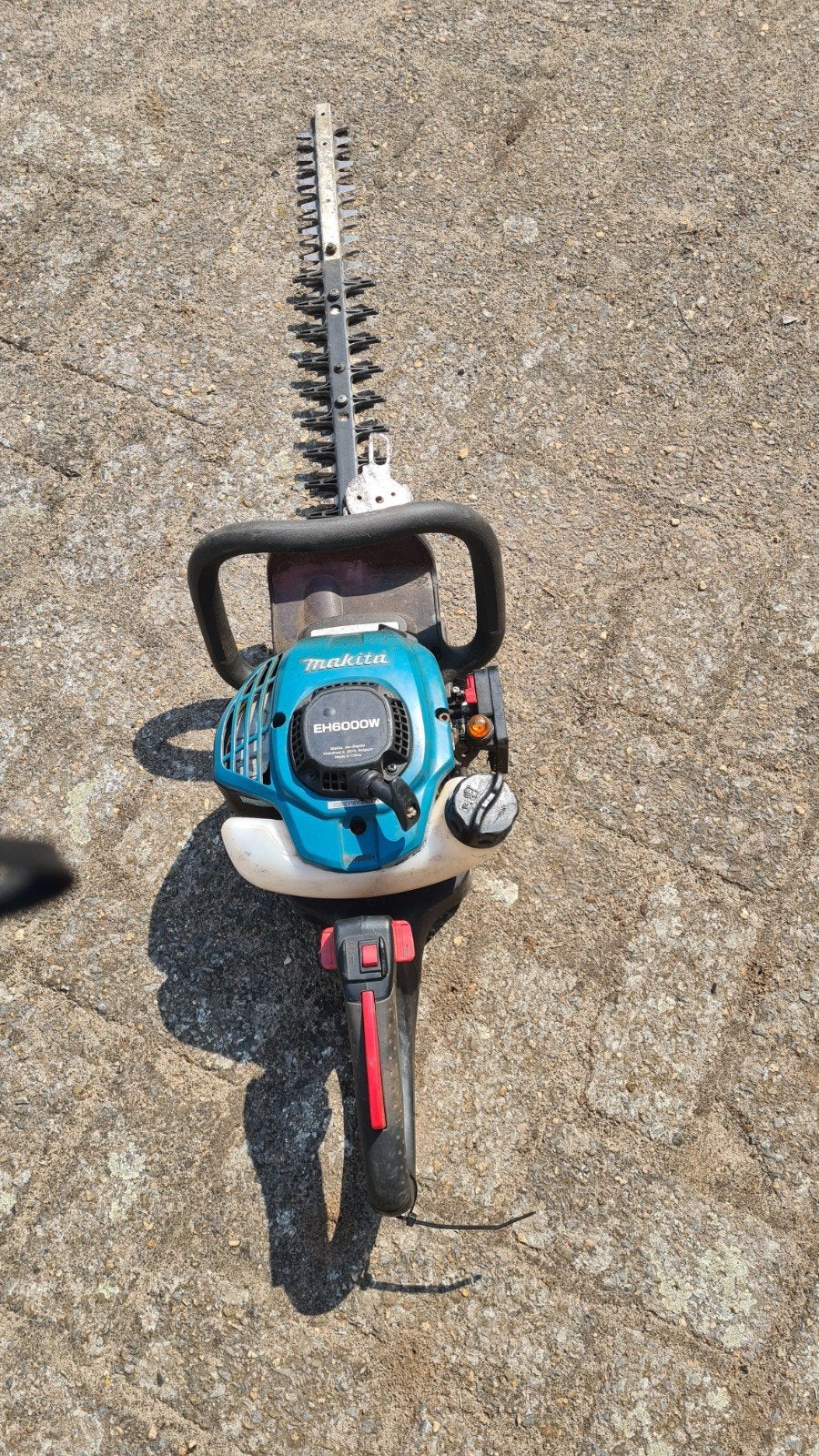 Makita EH6000W Heggenschaar - Benzine, Defect, Ophalen of Verzenden, Gebruikt, Benzine, Makita