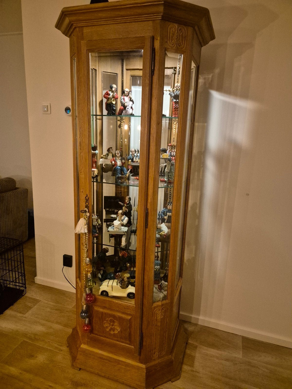 Zeer mooie vitrinekast, Huis en Inrichting, Kasten | Vitrinekasten, Zo goed als nieuw, 150 tot 200 cm, 25 tot 50 cm, 50 tot 100 cm