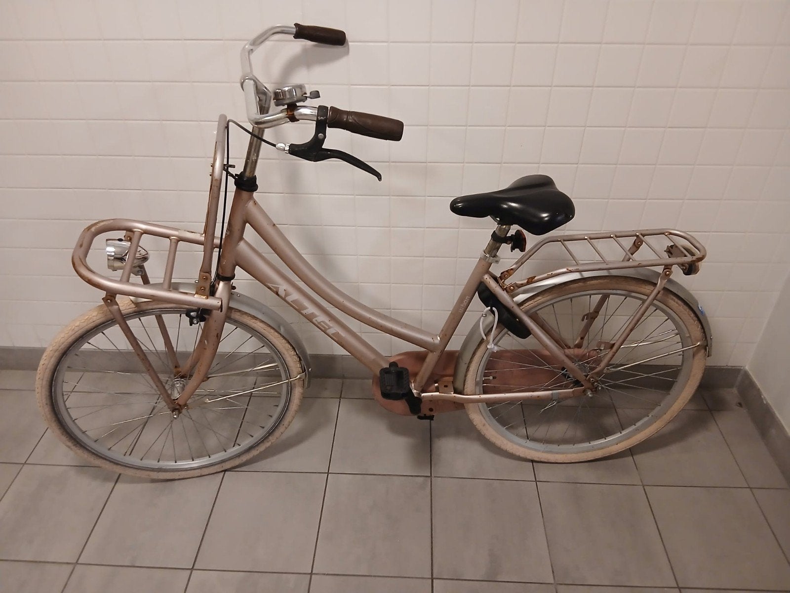 Altec Stadsfiets met Voordrager - Gebruikt, Overige merken, Terugtraprem, Gebruikt, Ophalen of Verzenden