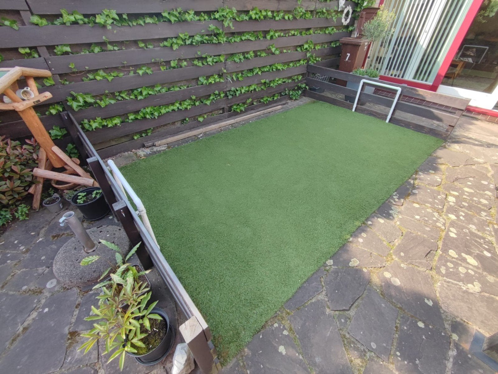 Grasveldje met doeltjes voetbal kunstgras, Tuin en Terras, Ophalen, Gebruikt, Minder dan 10 m², Kunstgras