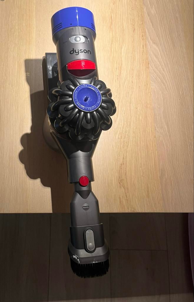 Dyson v8 Steelstofzuiger, Witgoed en Apparatuur, Stofzuigers, Ophalen, Draadloos, Zo goed als nieuw, Dyson