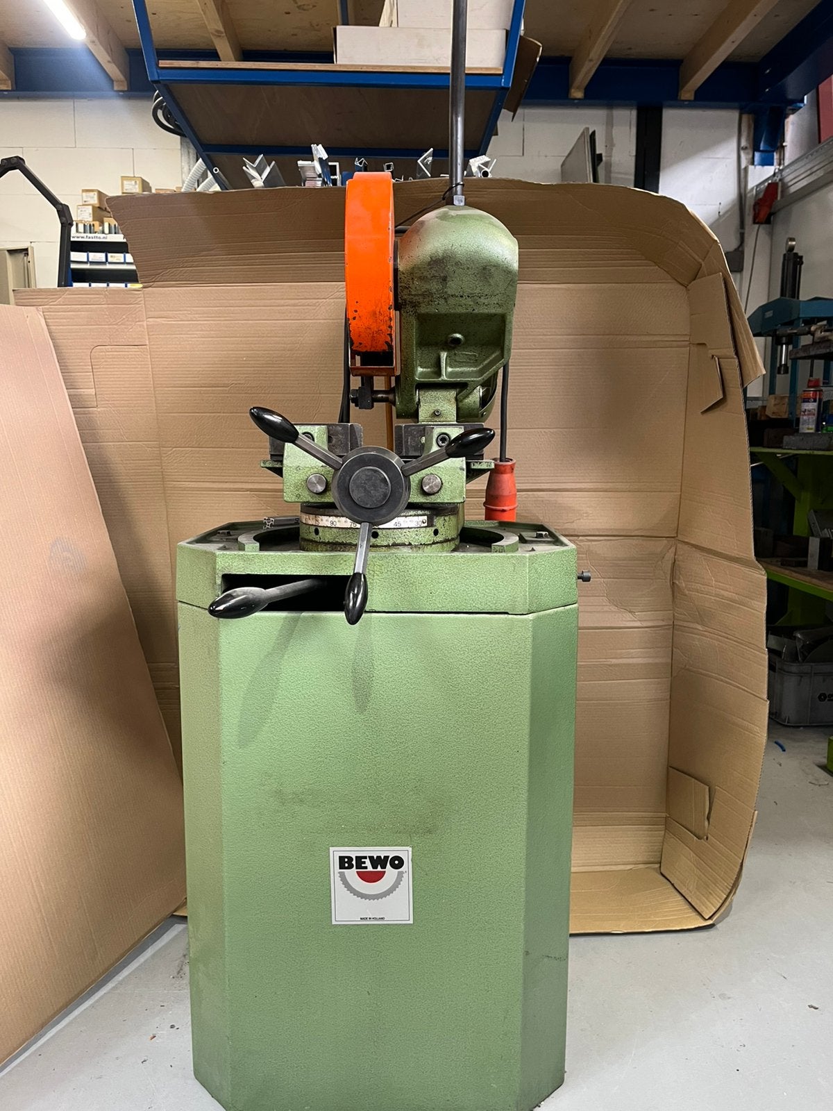 Bewi afkortzaag 250LT, Ophalen, Gebruikt