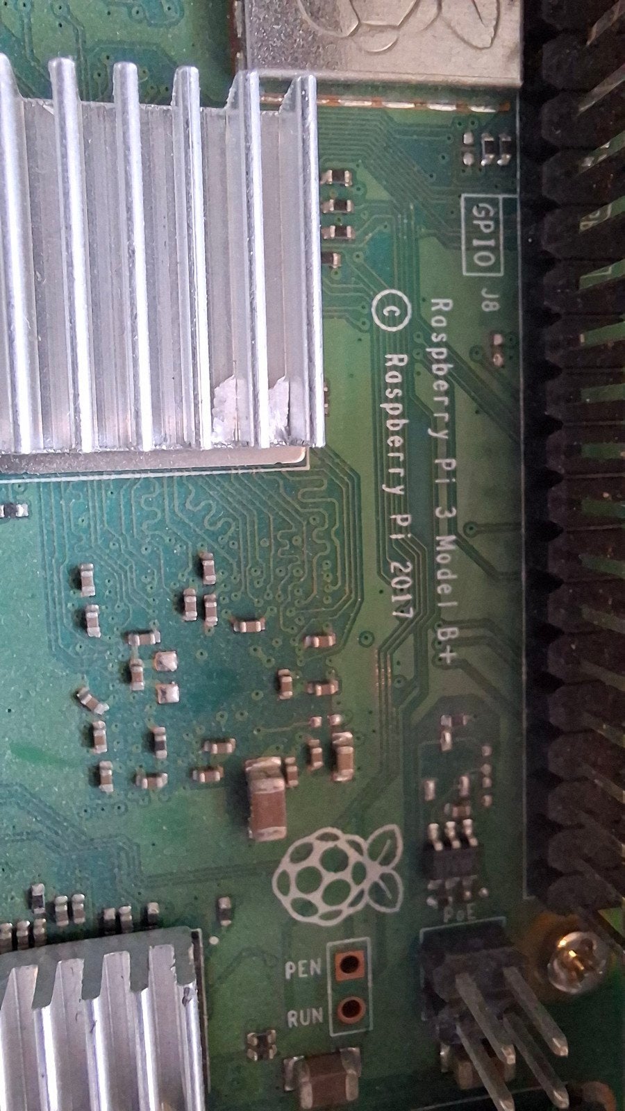 Raspberry Pi 3 Model B+ met behuizing, Computers en Software, Desktop Pc's, Minder dan 4 GB, Verzenden, Broadcom BCM2837B0, Minder dan 2 Ghz