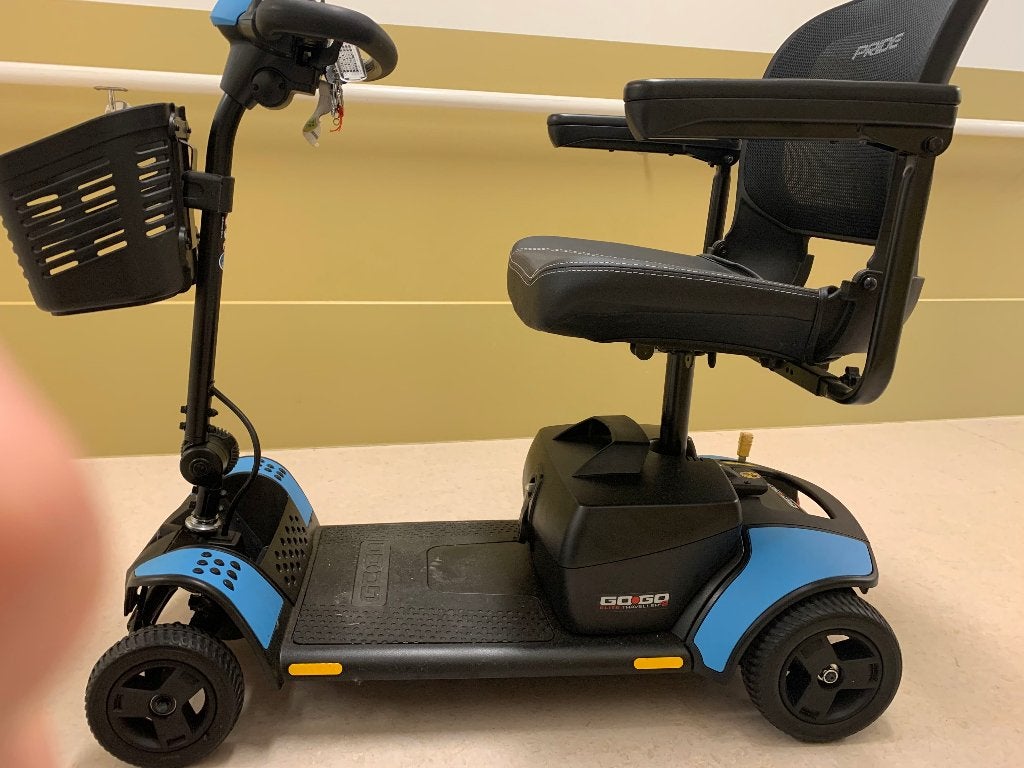 Scootmobiel Mobilae opvouwbaar (zo goed als nieuw), 10 km/u of minder, 16 t/m 25 km, Zo goed als nieuw, Ophalen