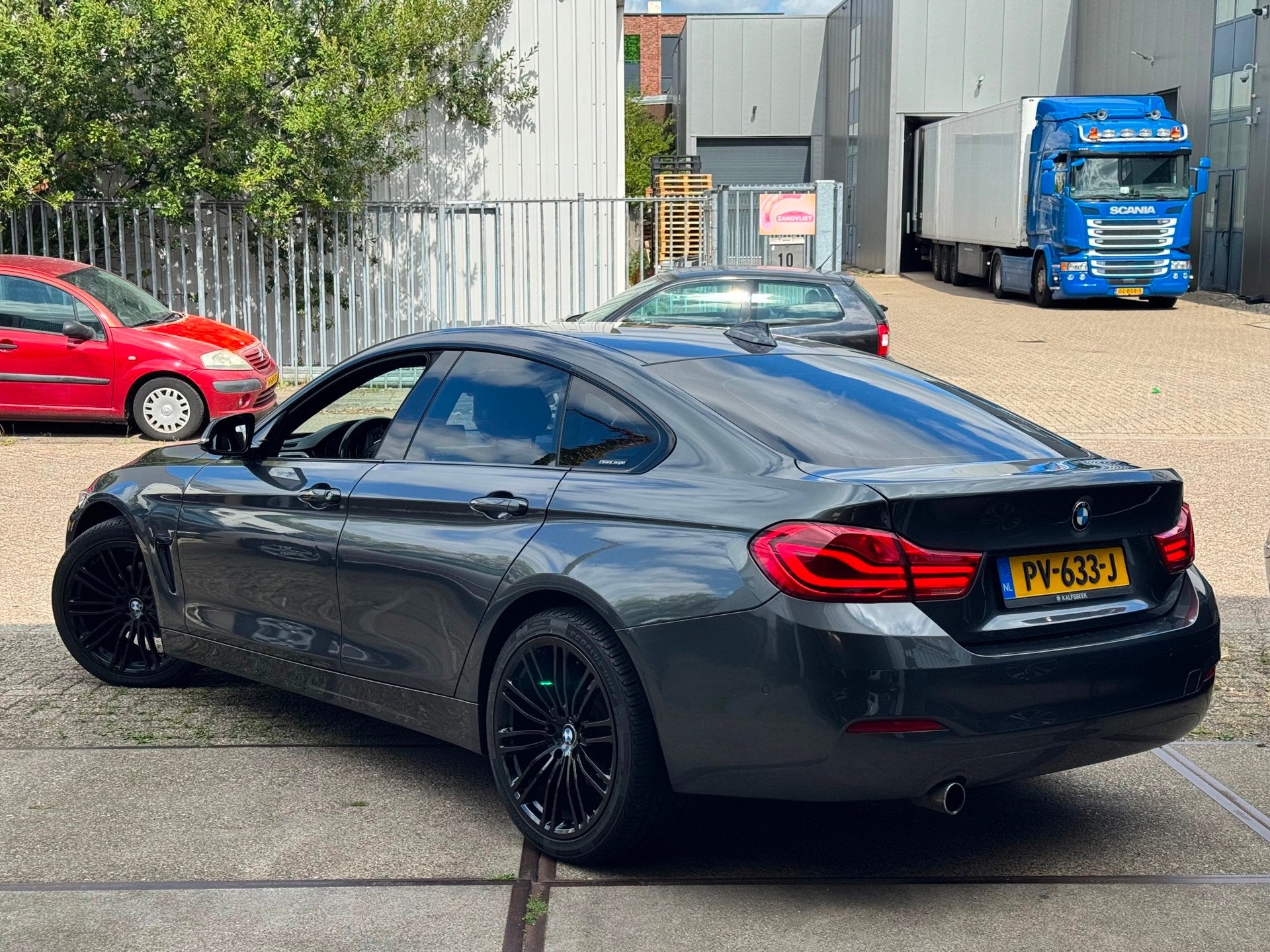 BMW 4-serie Gran Coupé 418i | High Executive | Dealer Onder, Automaat, Gebruikt, 19 km/l, 3 cilinders