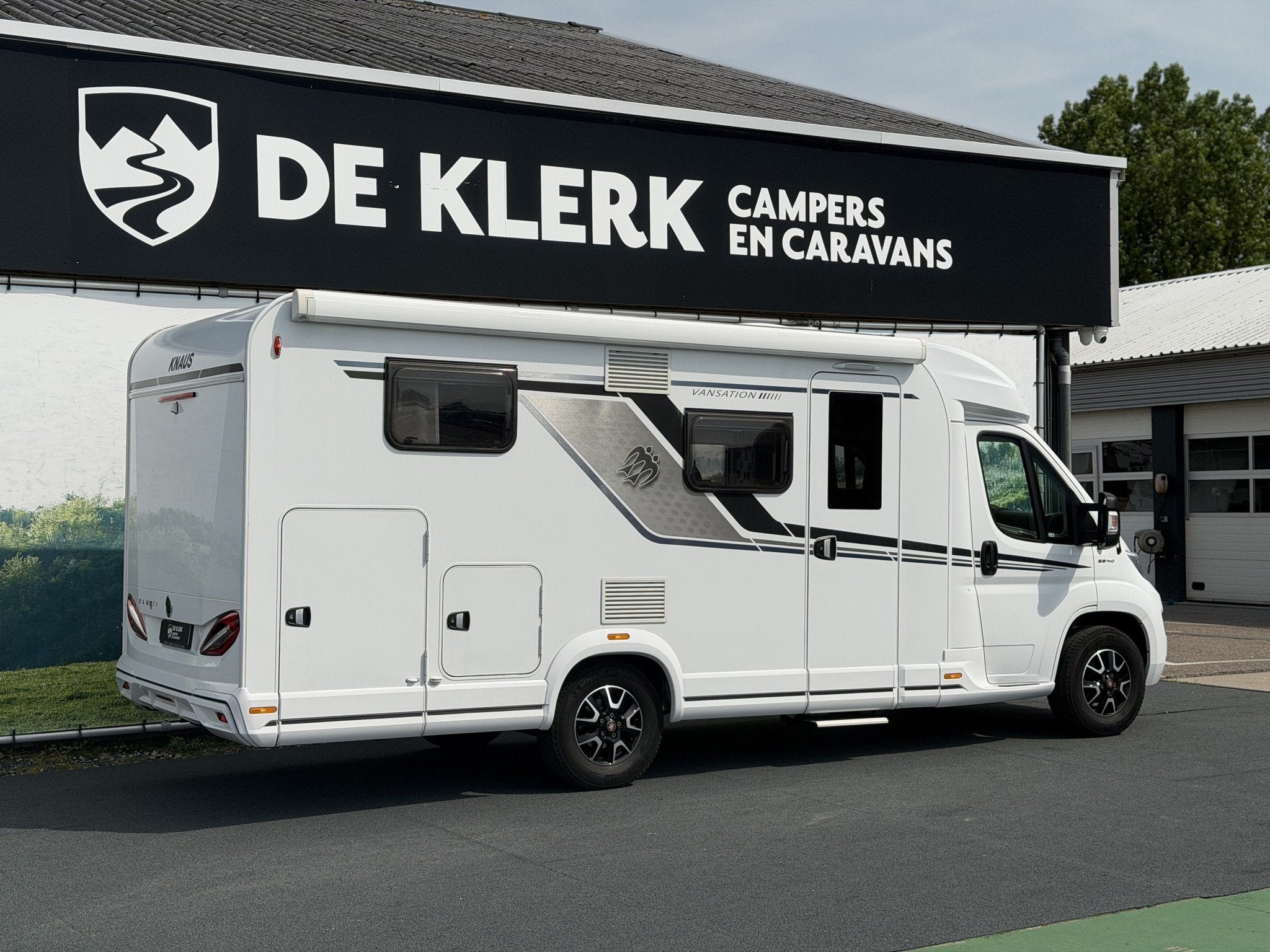 Knaus VAN TI 650 MEG Vansation / Gratis stalling (bj 2021), Caravans en Kamperen, Campers, Automaat, Dakluik, 6 tot 7 meter, Bedrijf