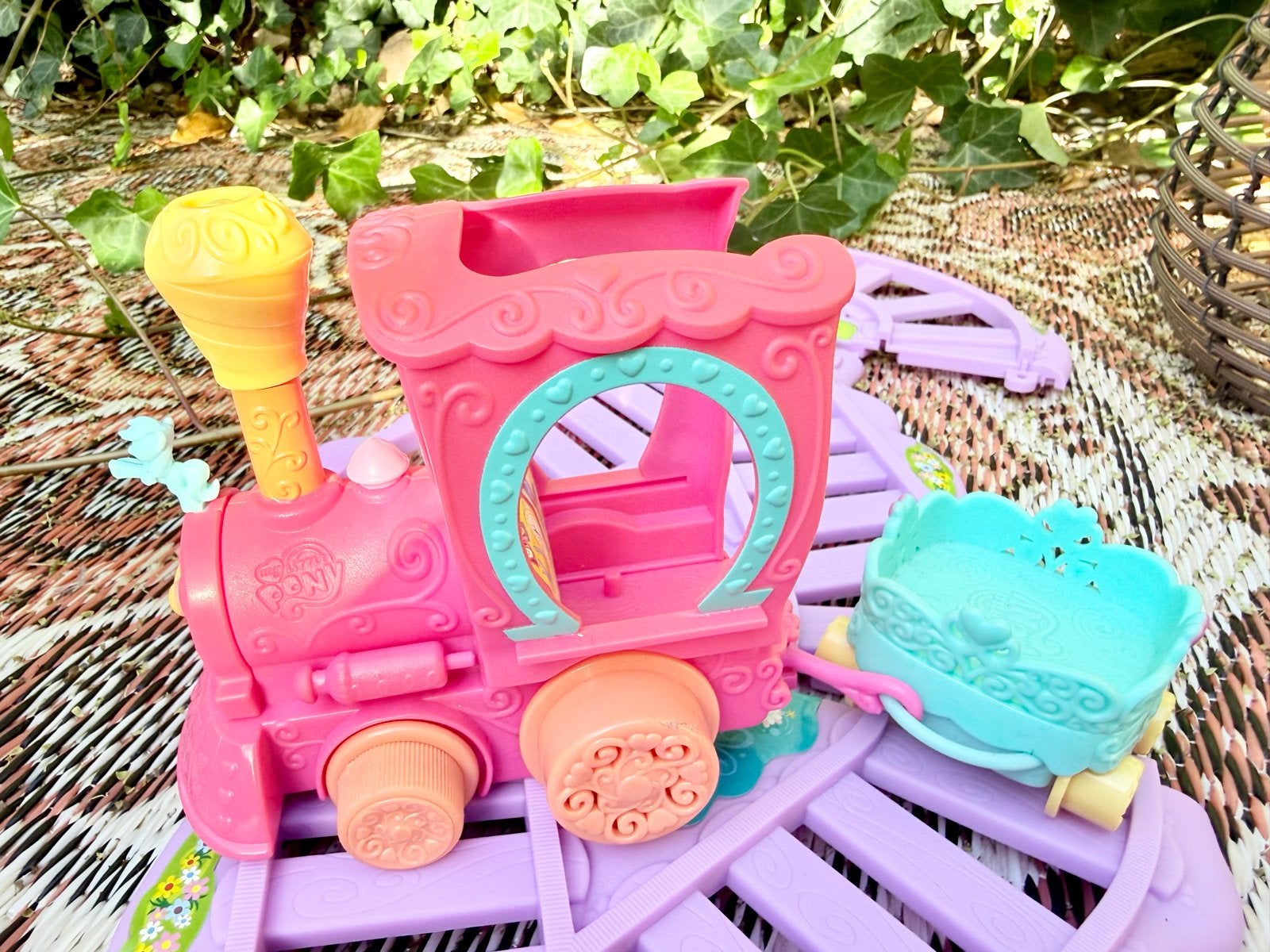 My Little Pony trein met rails, Kinderen en Baby's, Ophalen of Verzenden, Zo goed als nieuw, Meisje