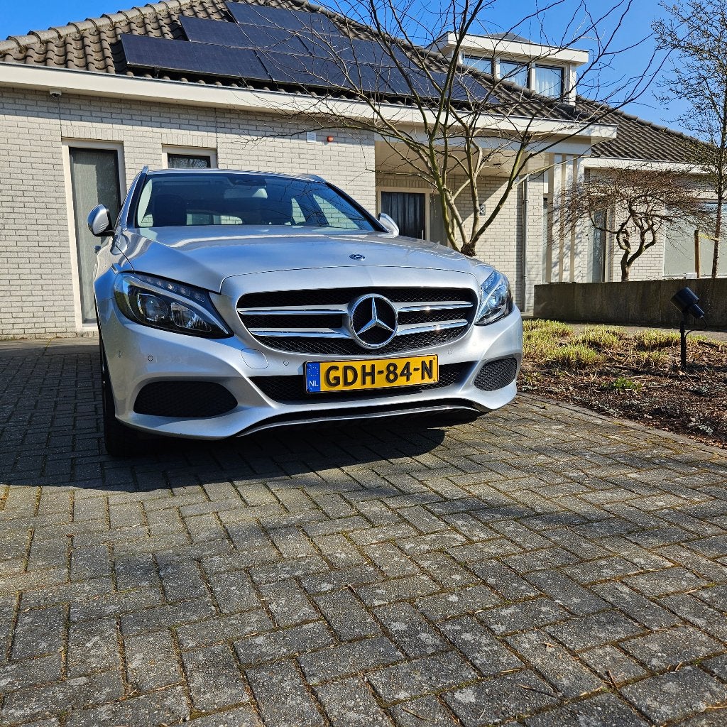 Mercedes-Benz C-Klasse C180 156pk 2017 Grijs, Auto's, Mercedes-Benz, Achterwielaandrijving, Leder en Stof, 1595 cc, Stationwagon