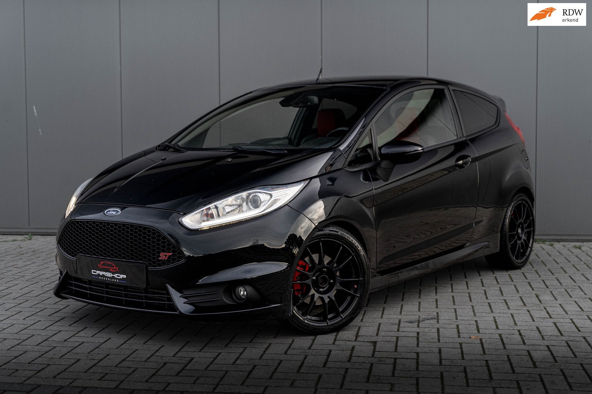 Ford Fiesta 1.6 ST2 182PK O.Z/CRUISE/CAMERA/NAVI/H&R/STOELVR, Voorwielaandrijving, 1596 cc, 1063 kg, Gebruikt